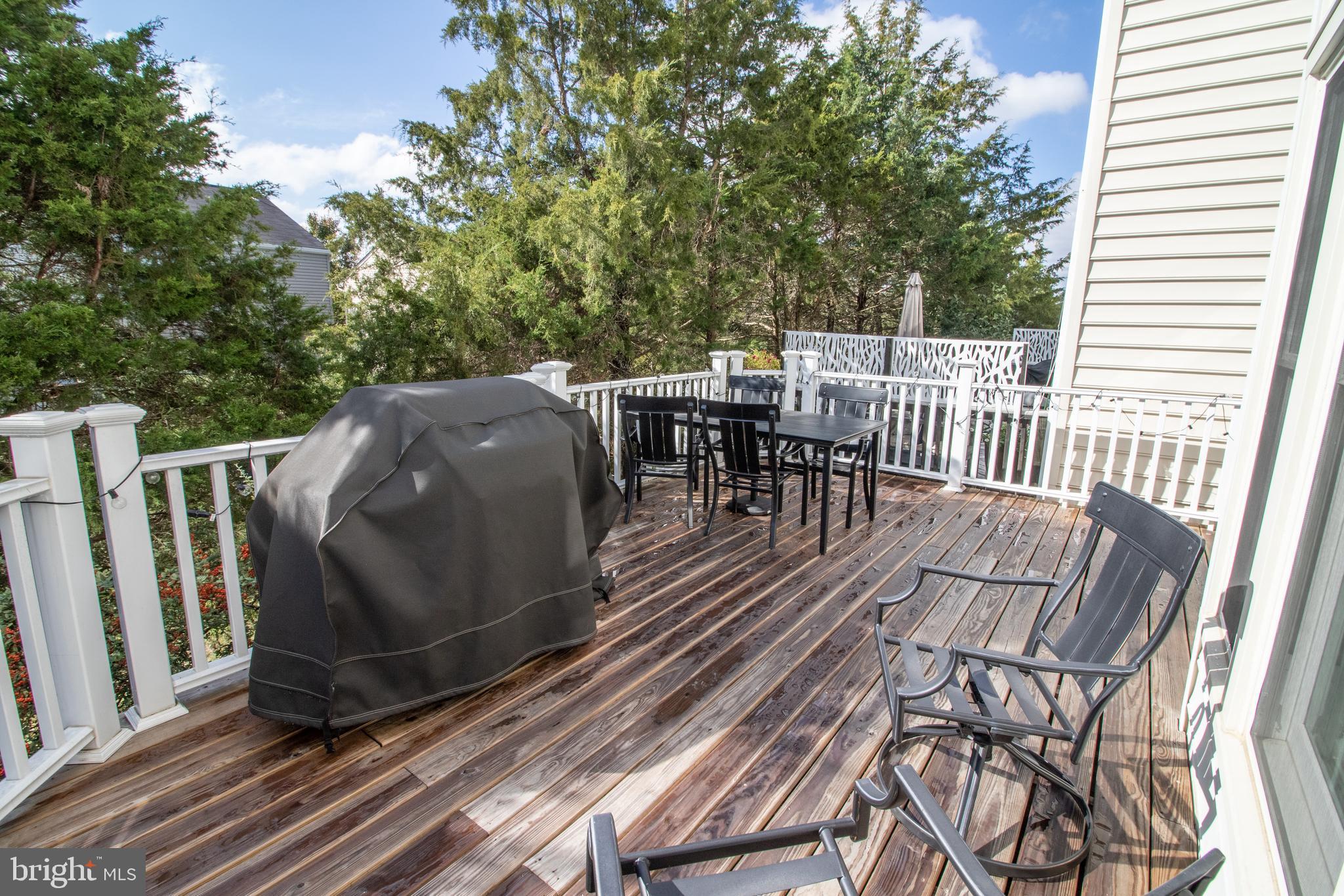 SOUTH RIDING - Residential