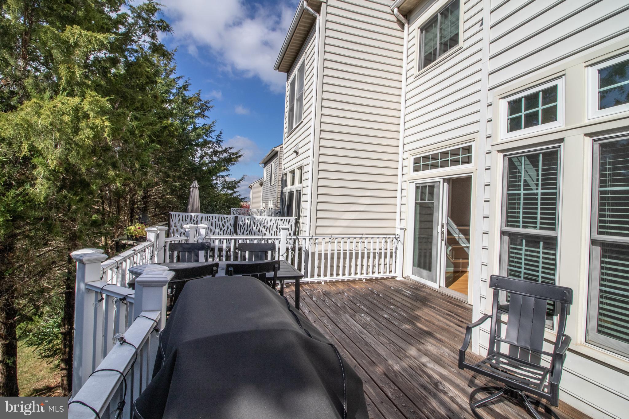 SOUTH RIDING - Residential