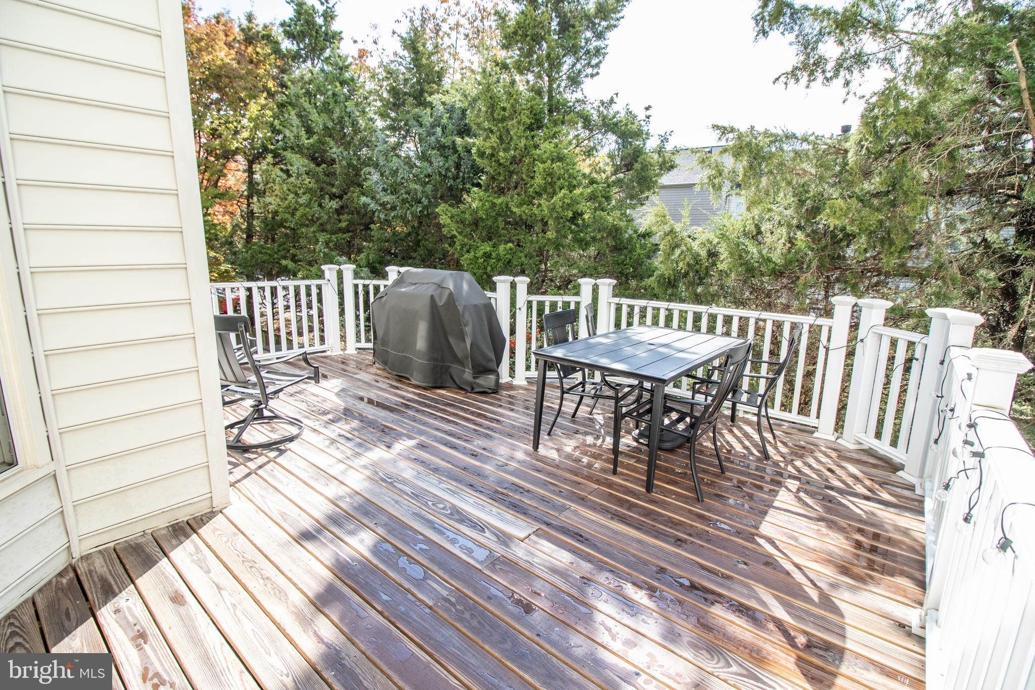 SOUTH RIDING - Residential