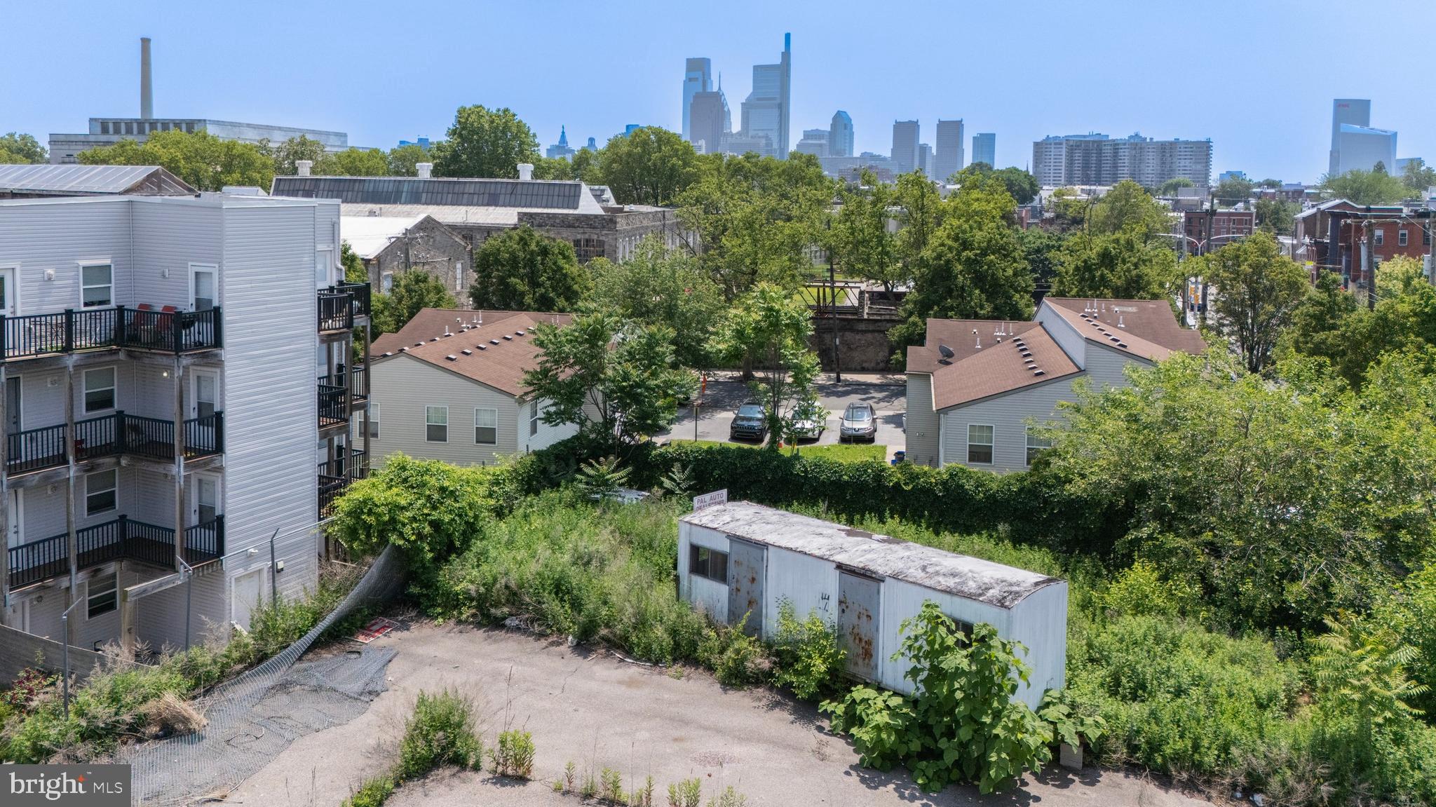 BREWERYTOWN - Land