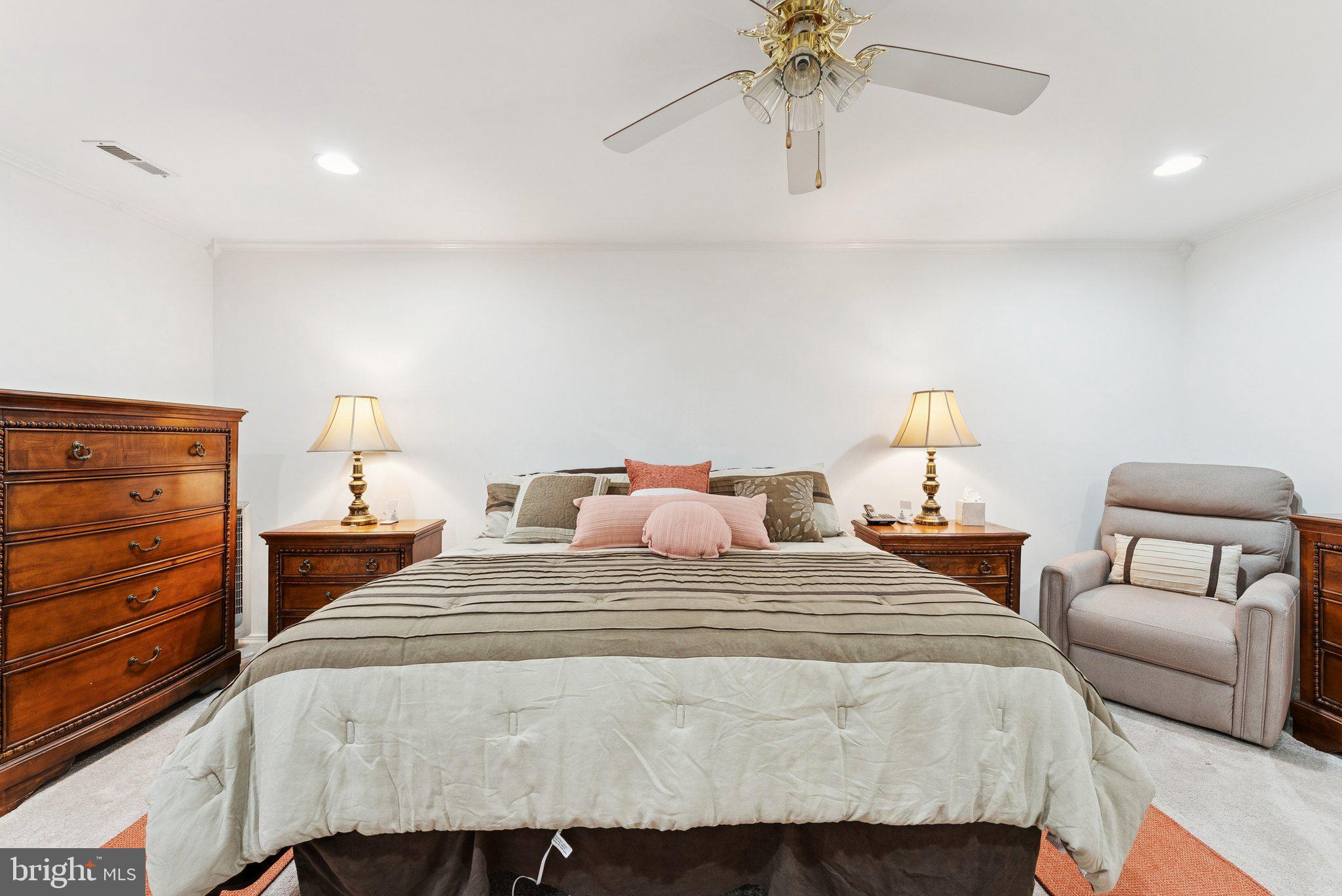 DALE CITY - Residential