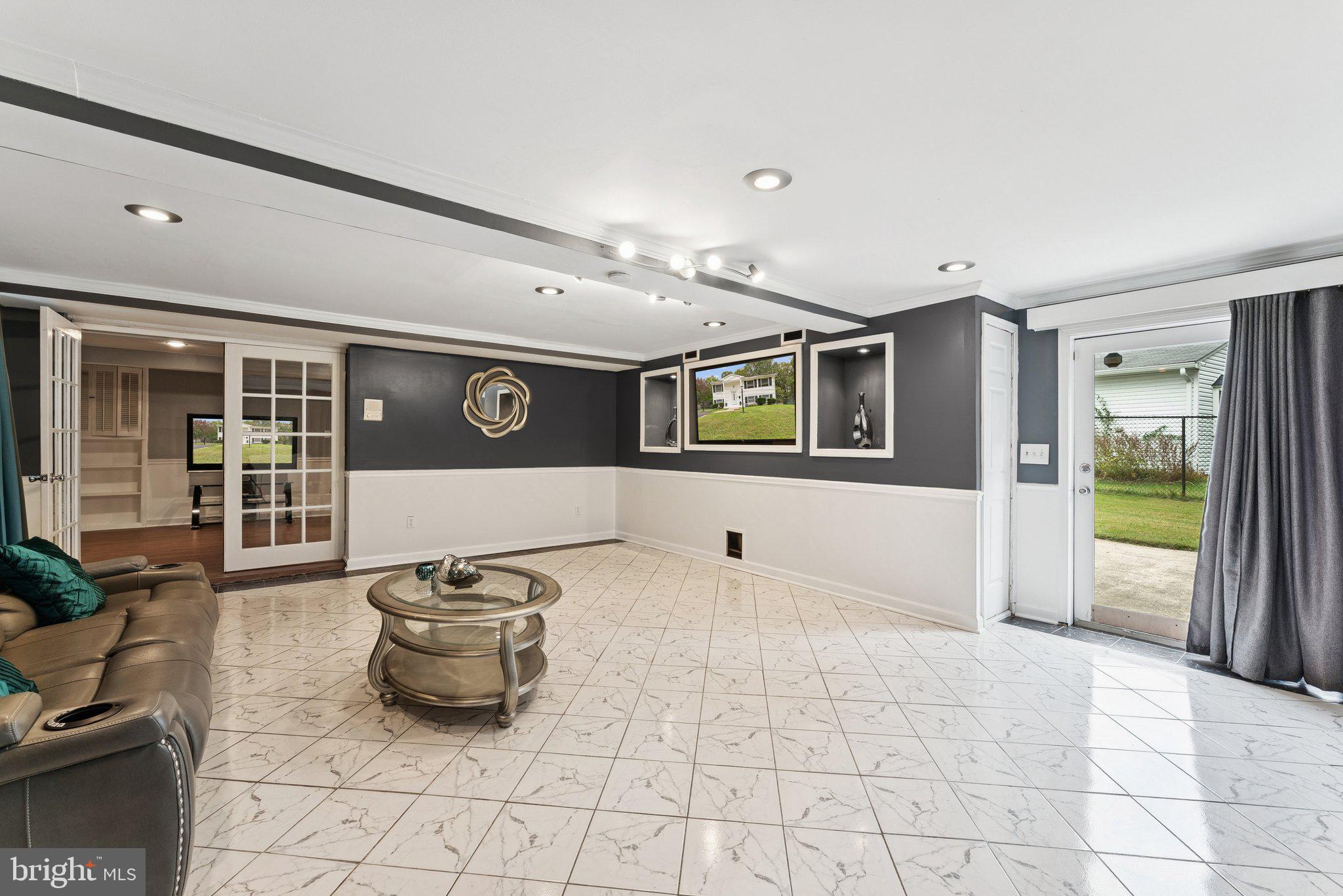 DALE CITY - Residential