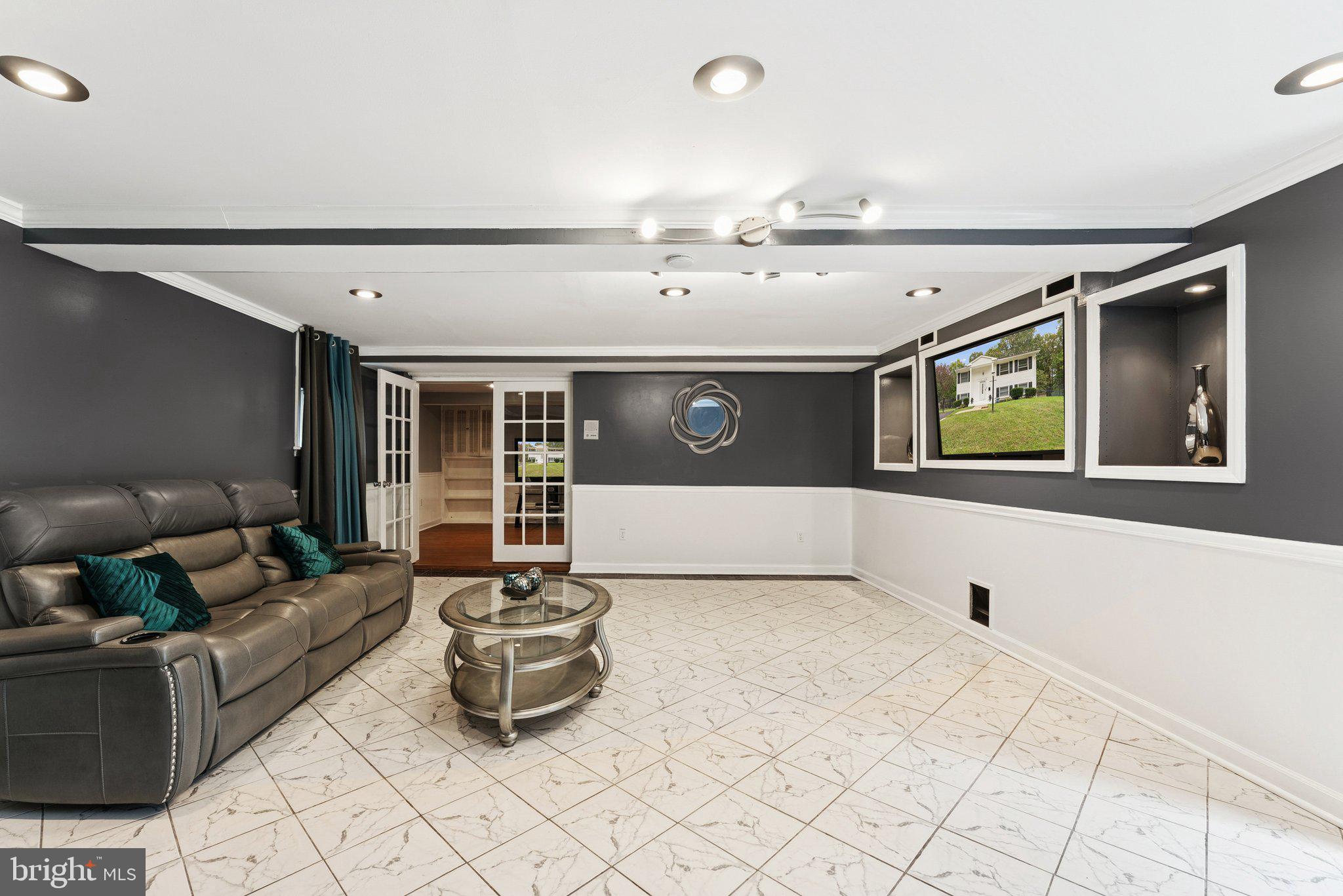 DALE CITY - Residential