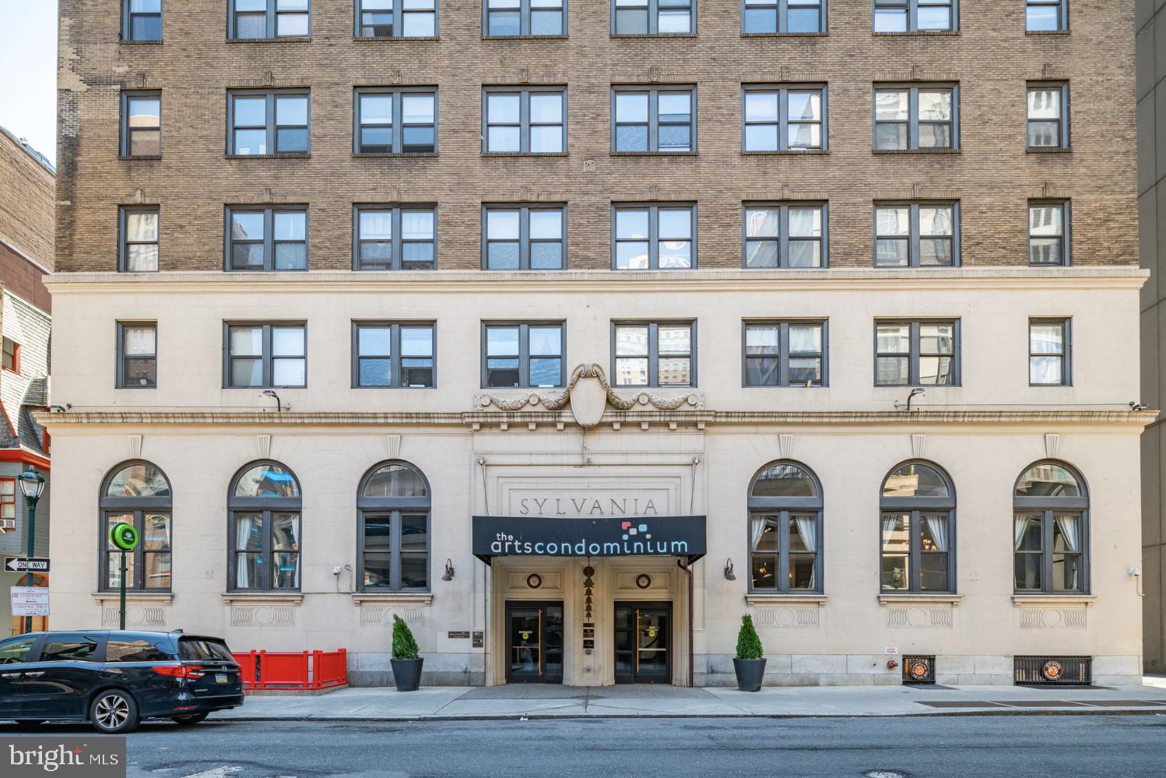 CENTER CITY - Residential