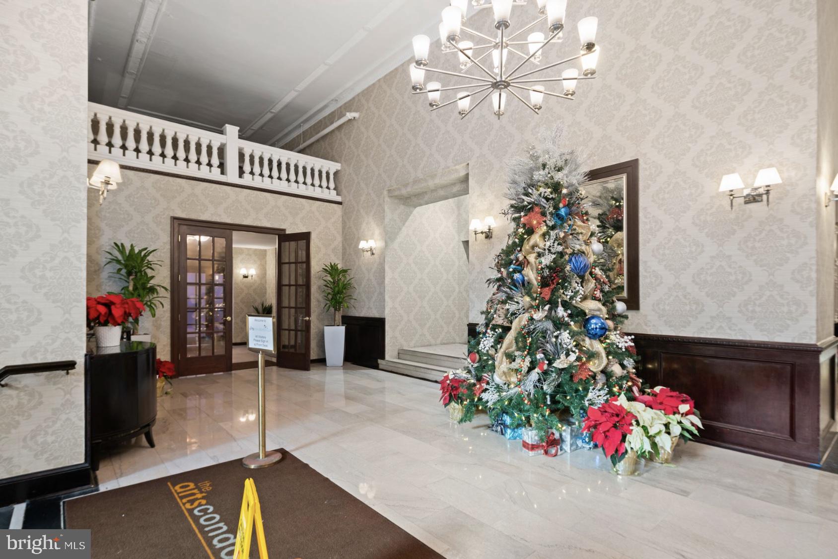 CENTER CITY - Residential