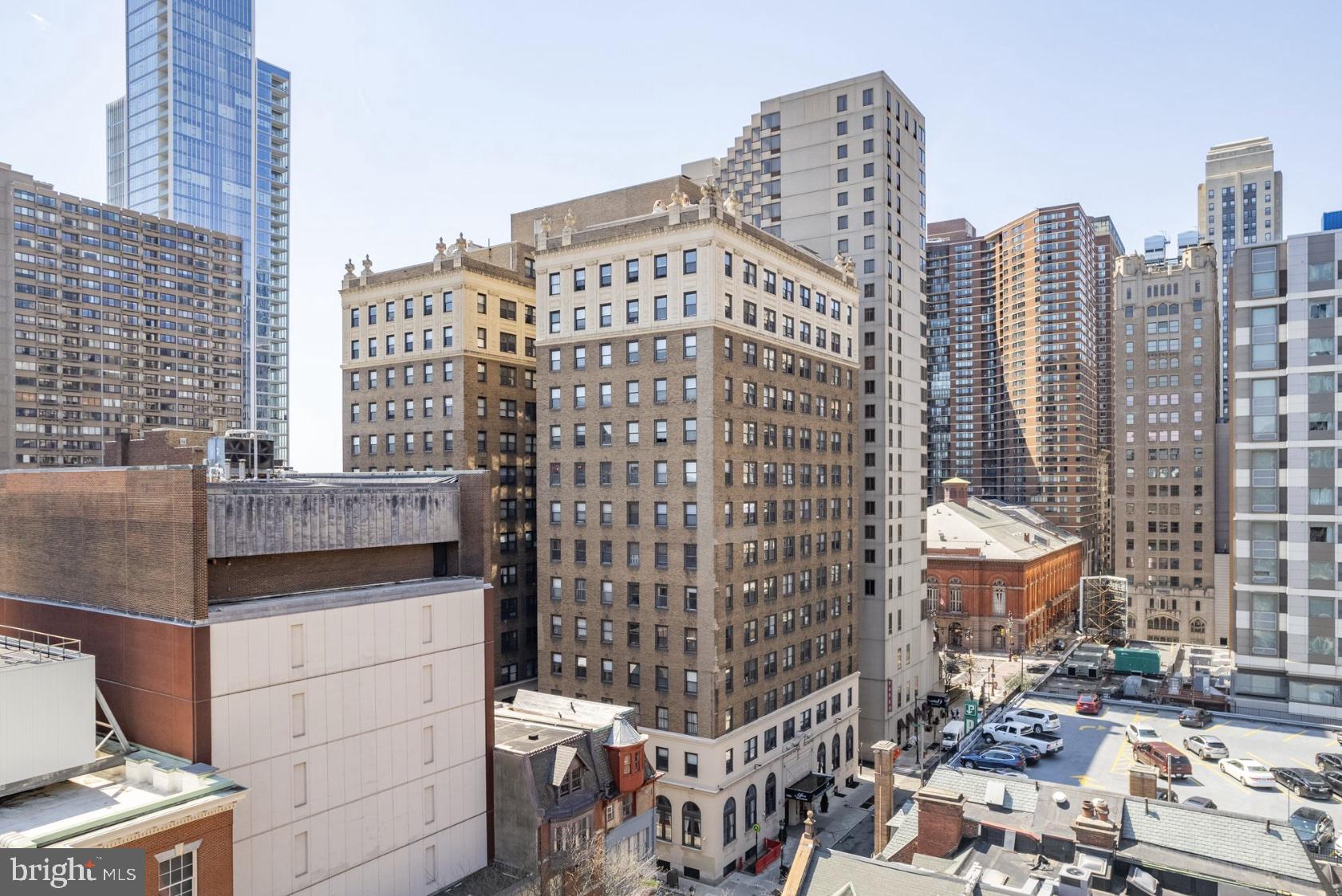 CENTER CITY - Residential