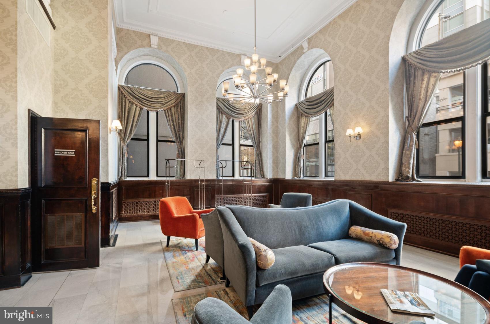 CENTER CITY - Residential