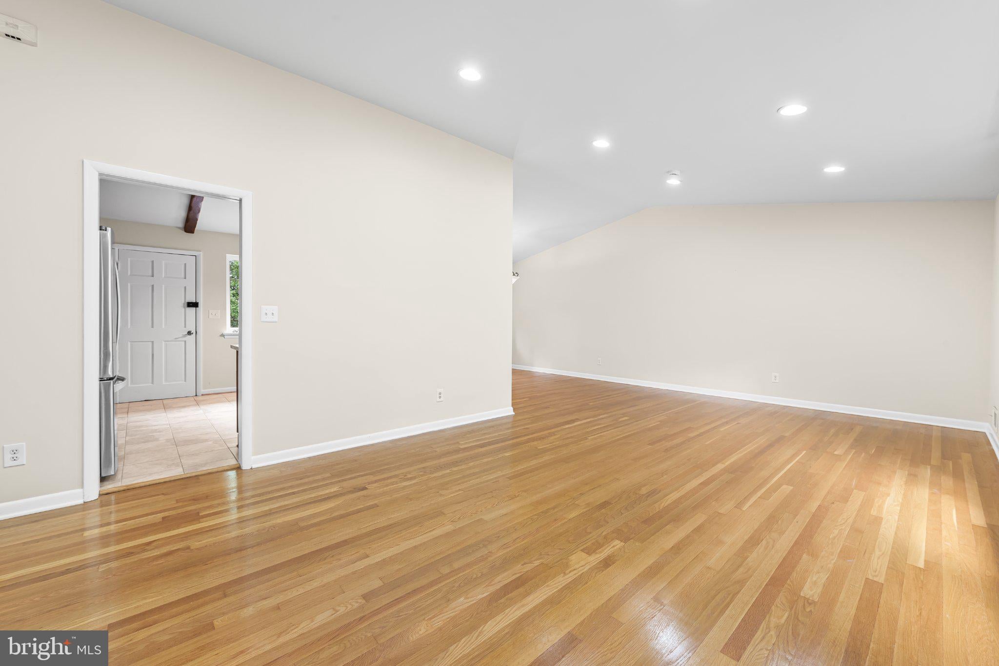 9813 INGLEMERE DRIVE