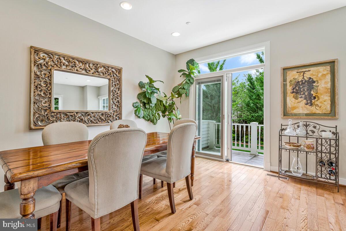 ACTONS LANDING CONDOS - Residential