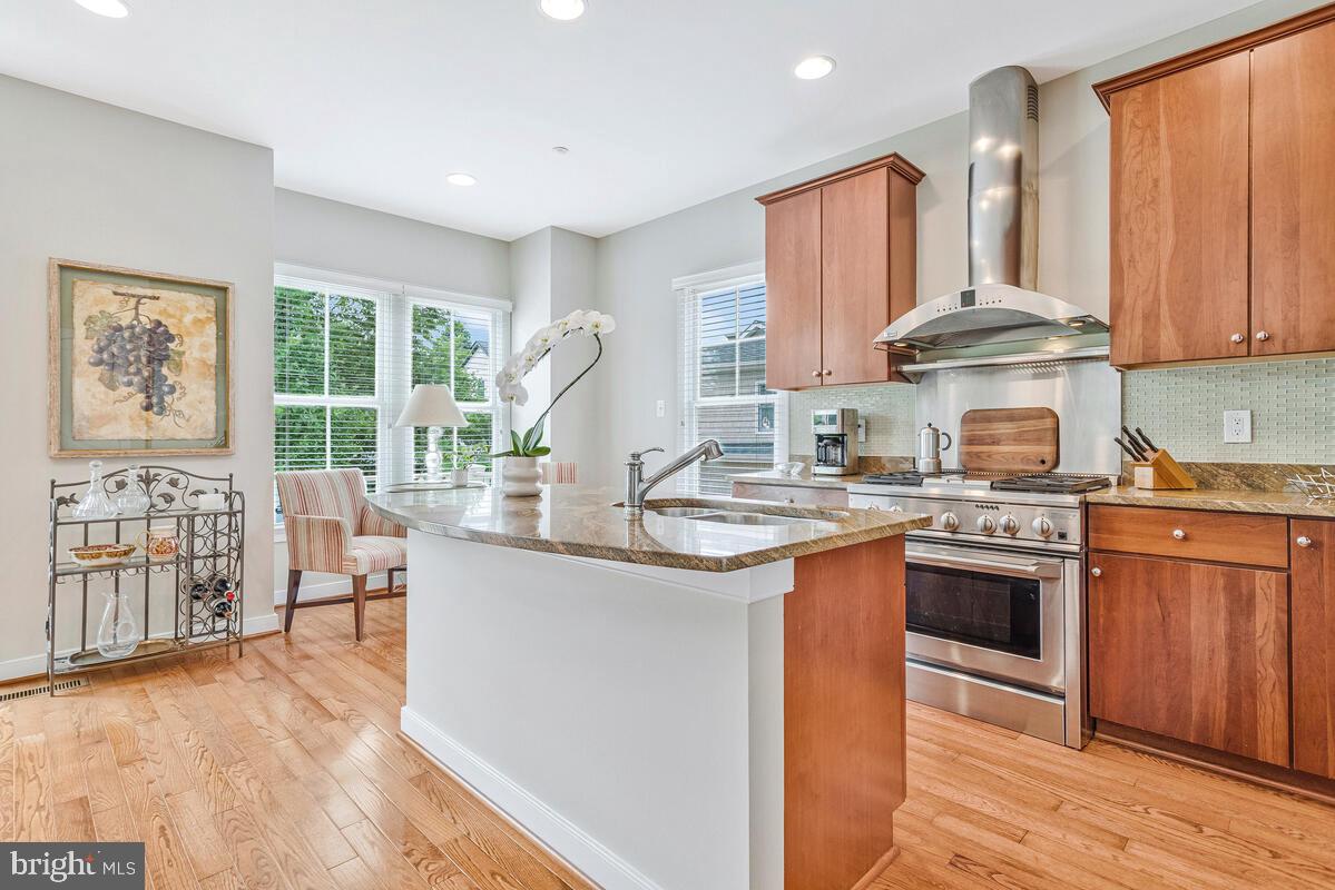 ACTONS LANDING CONDOS - Residential