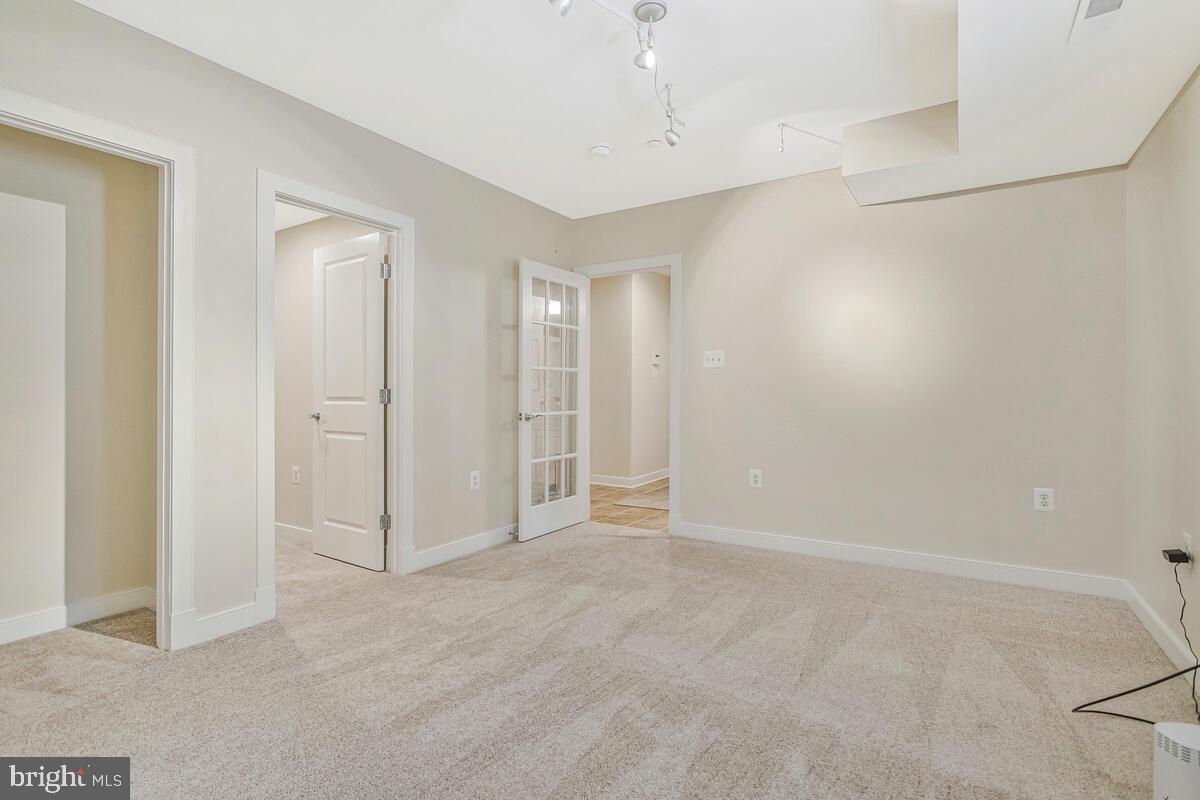 ACTONS LANDING CONDOS - Residential