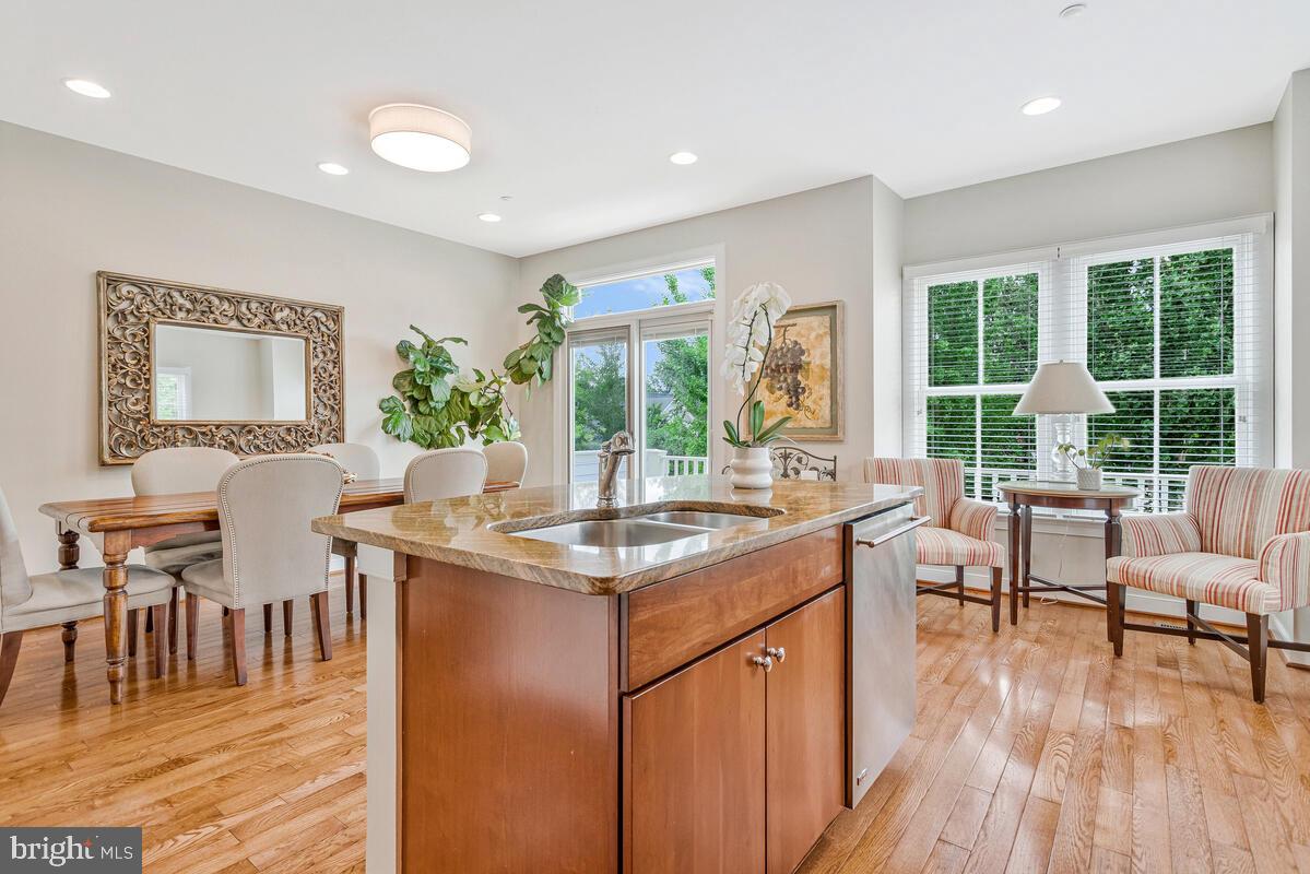 ACTONS LANDING CONDOS - Residential