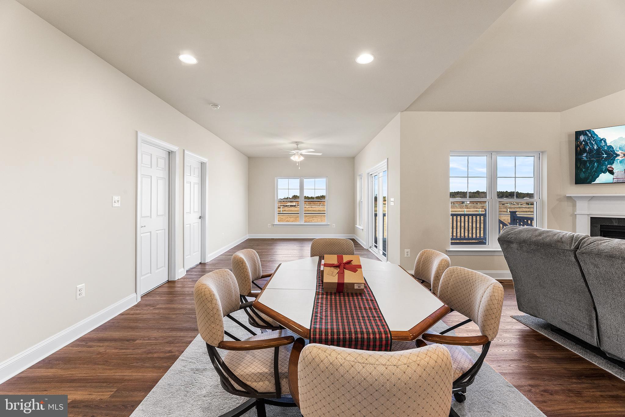 INGRAM VILLAGE - Residential