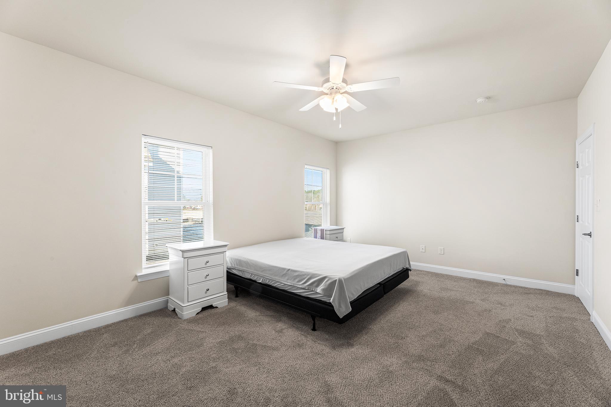 INGRAM VILLAGE - Residential