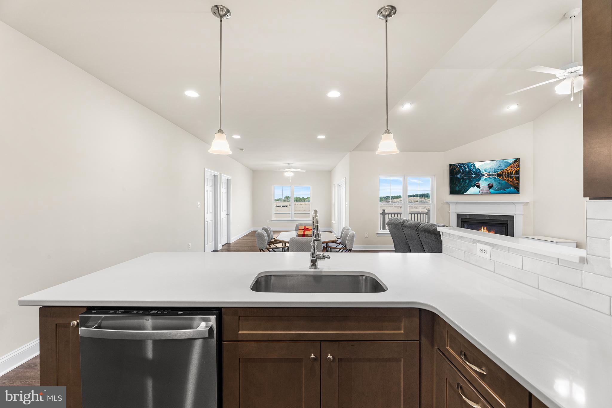 INGRAM VILLAGE - Residential