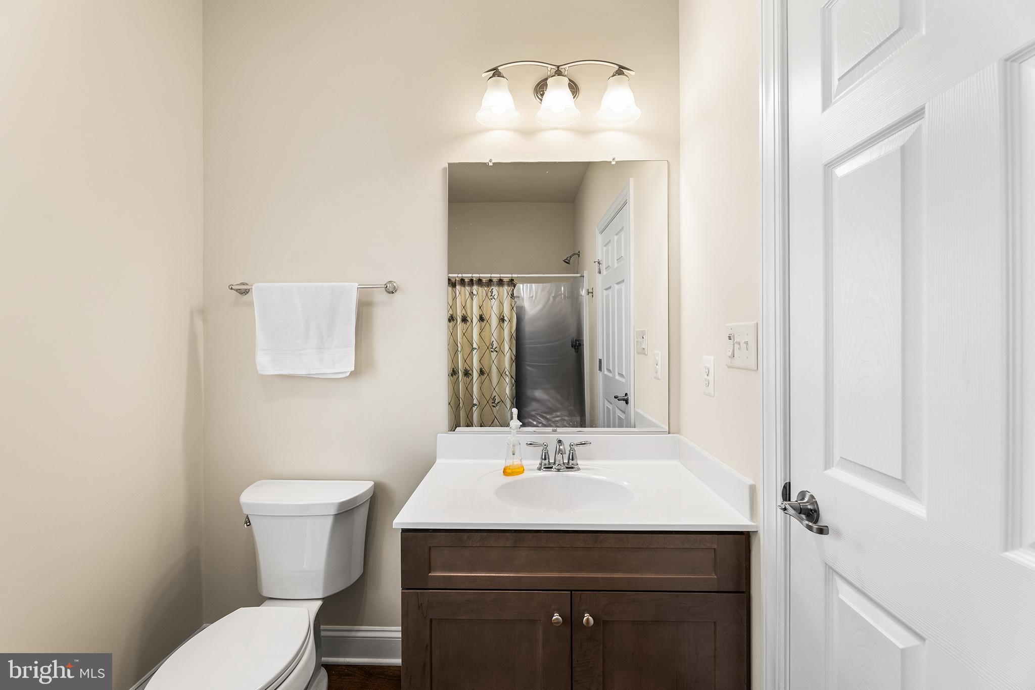 INGRAM VILLAGE - Residential