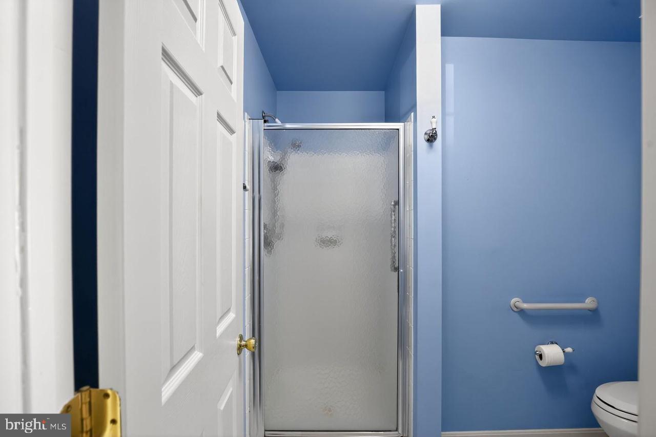 WINIFRED MANOR - Residential