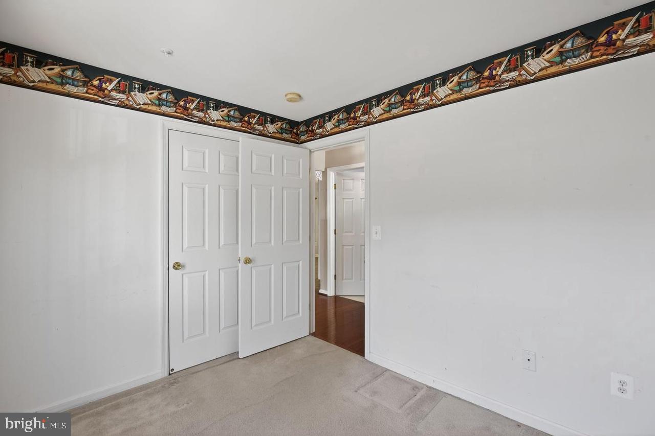 WINIFRED MANOR - Residential