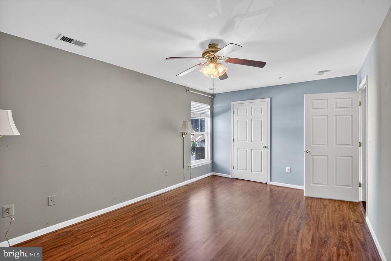 WINIFRED MANOR - Residential