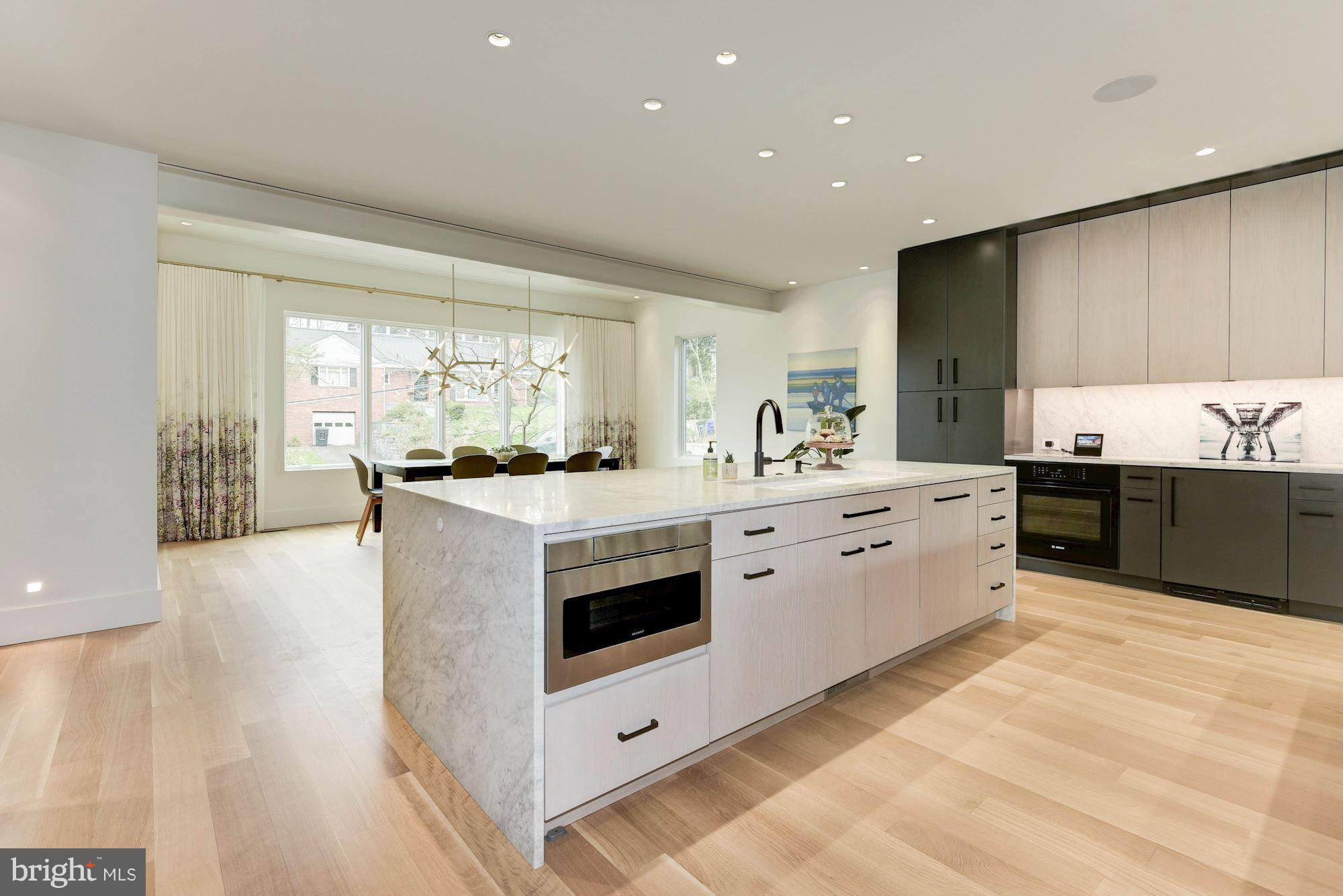 BELLEVUE FOREST - Residential