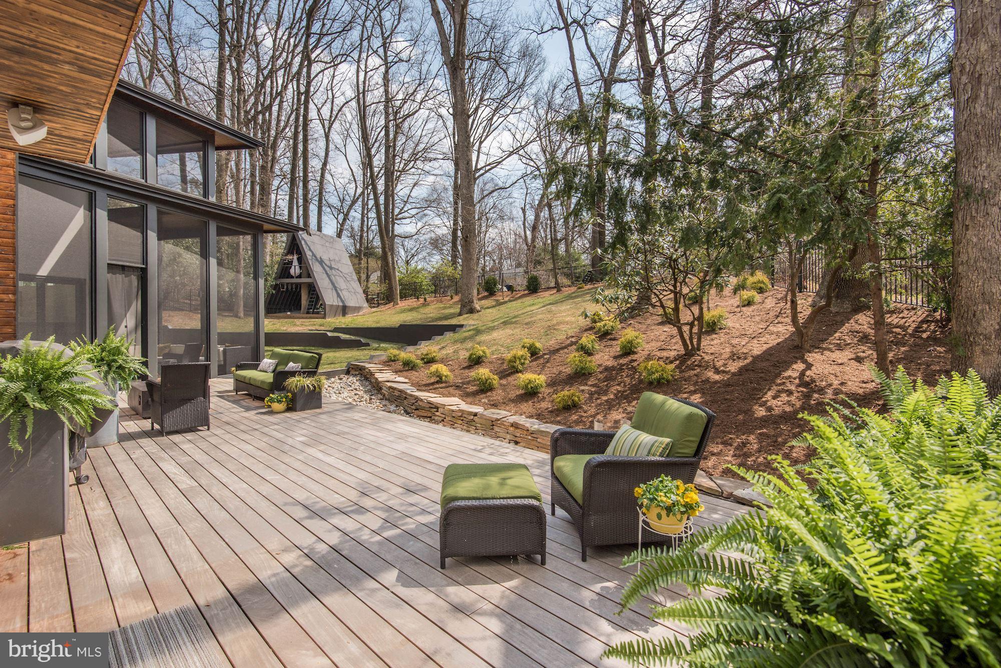 BELLEVUE FOREST - Residential