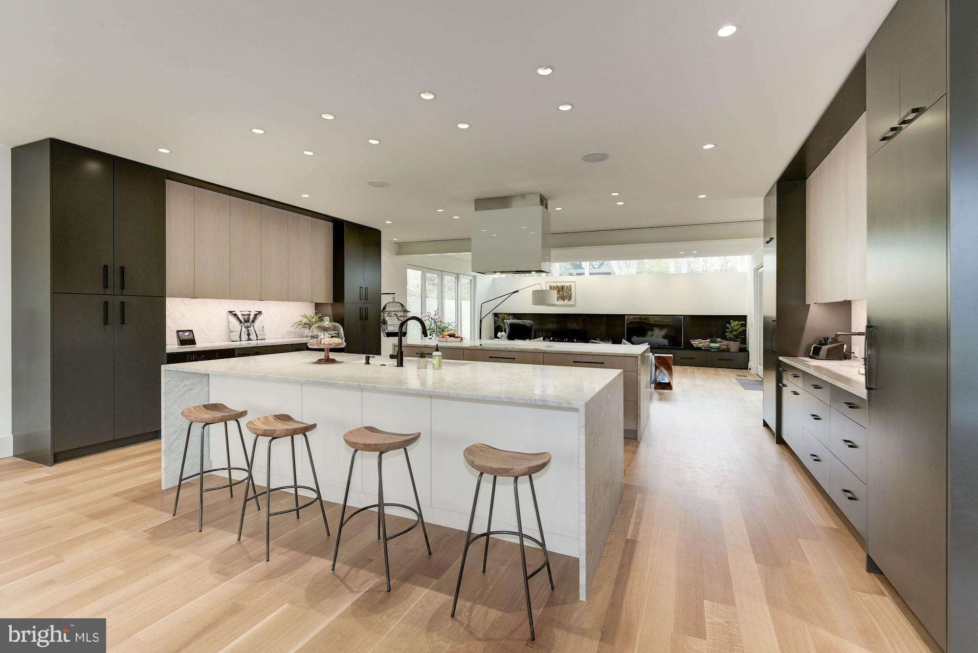 BELLEVUE FOREST - Residential