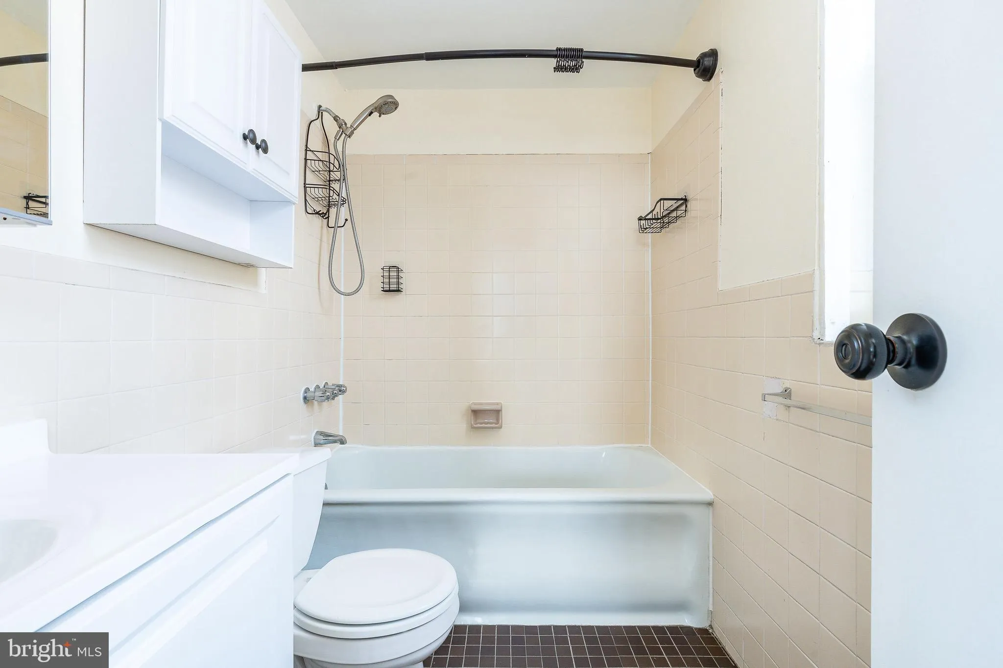 Philadelphia, Pennsylvania 19103, United States, 2 Bedrooms Bedrooms, ,1 BathroomBathrooms,Residential,Active,140267