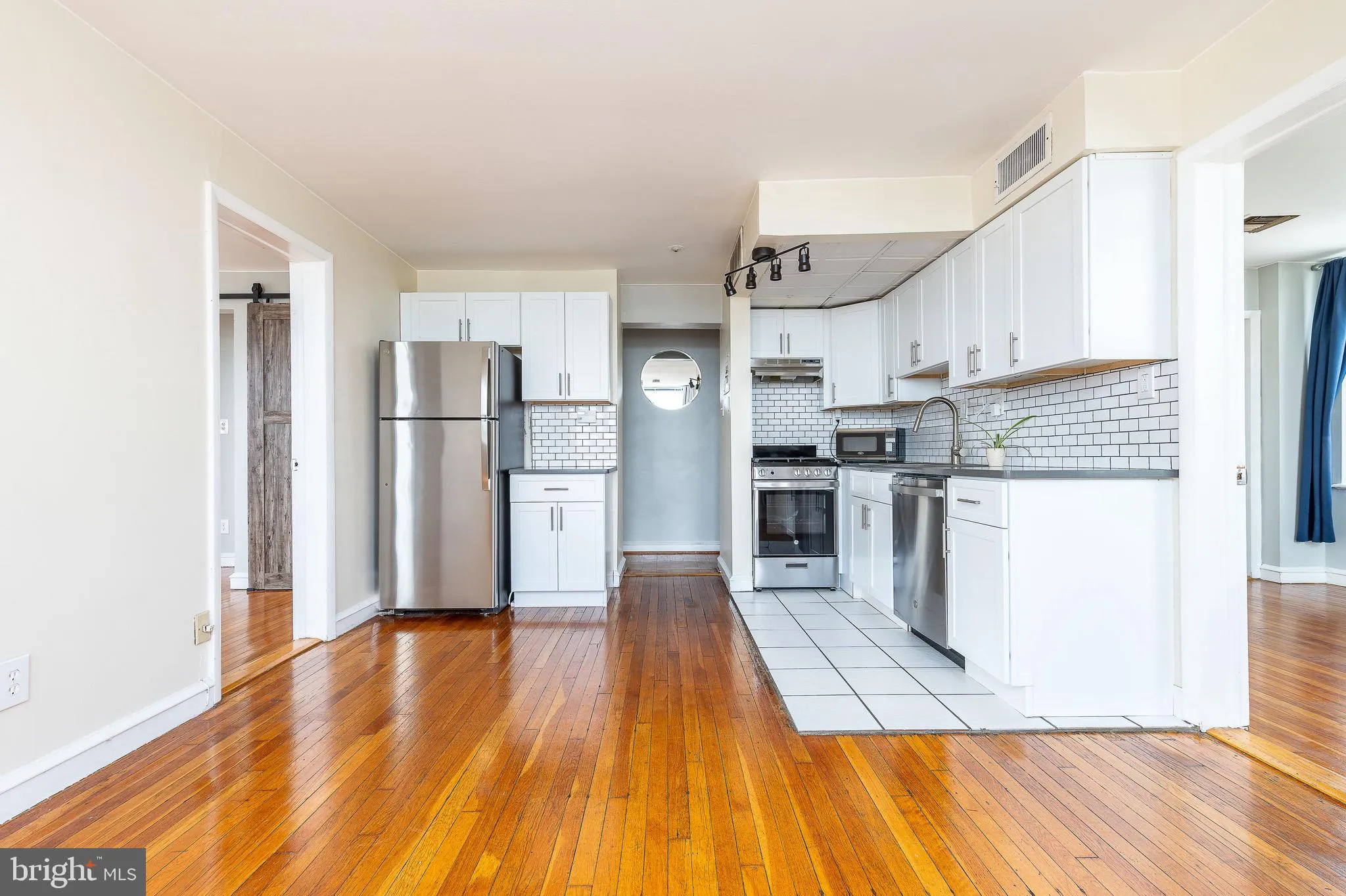 Philadelphia, Pennsylvania 19103, United States, 2 Bedrooms Bedrooms, ,1 BathroomBathrooms,Residential,Active,140267