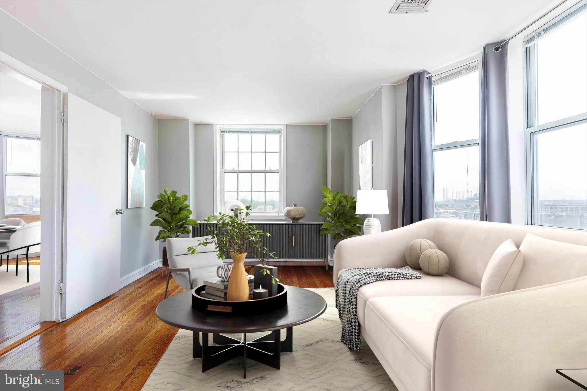 Philadelphia, Pennsylvania 19103, United States, 2 Bedrooms Bedrooms, ,1 BathroomBathrooms,Residential,Active,140267