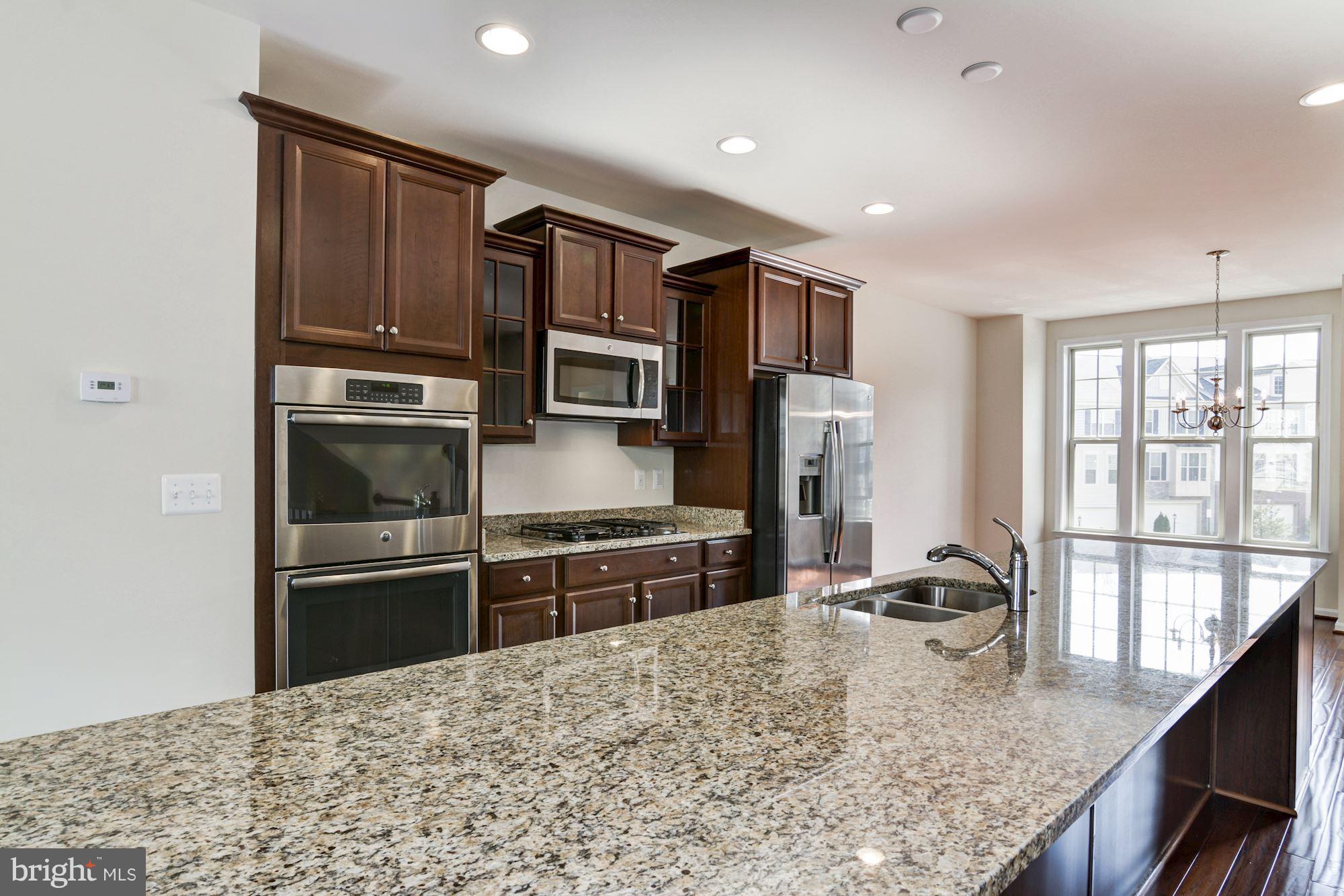 OCCOQUAN HEIGHTS - Residential