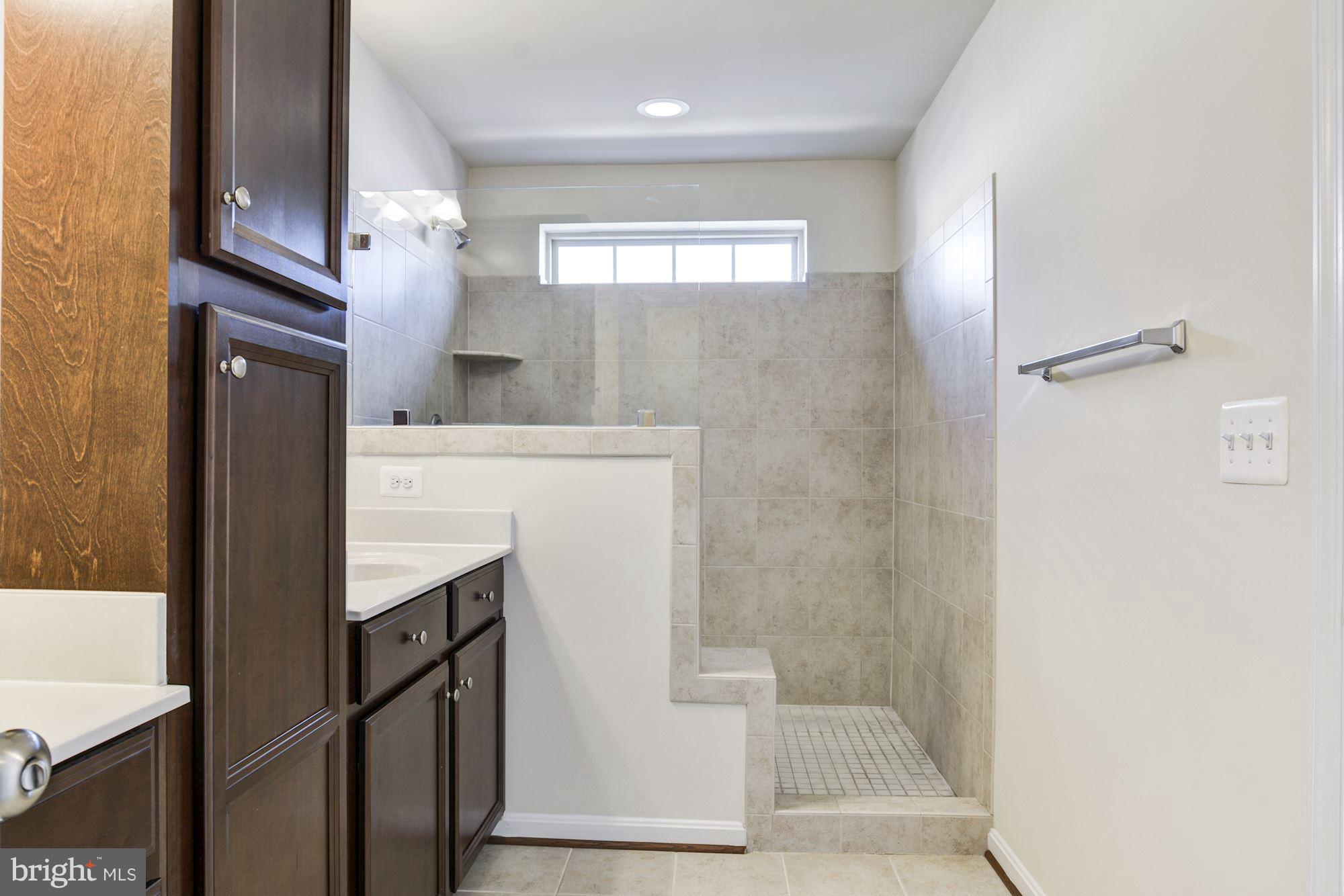 OCCOQUAN HEIGHTS - Residential