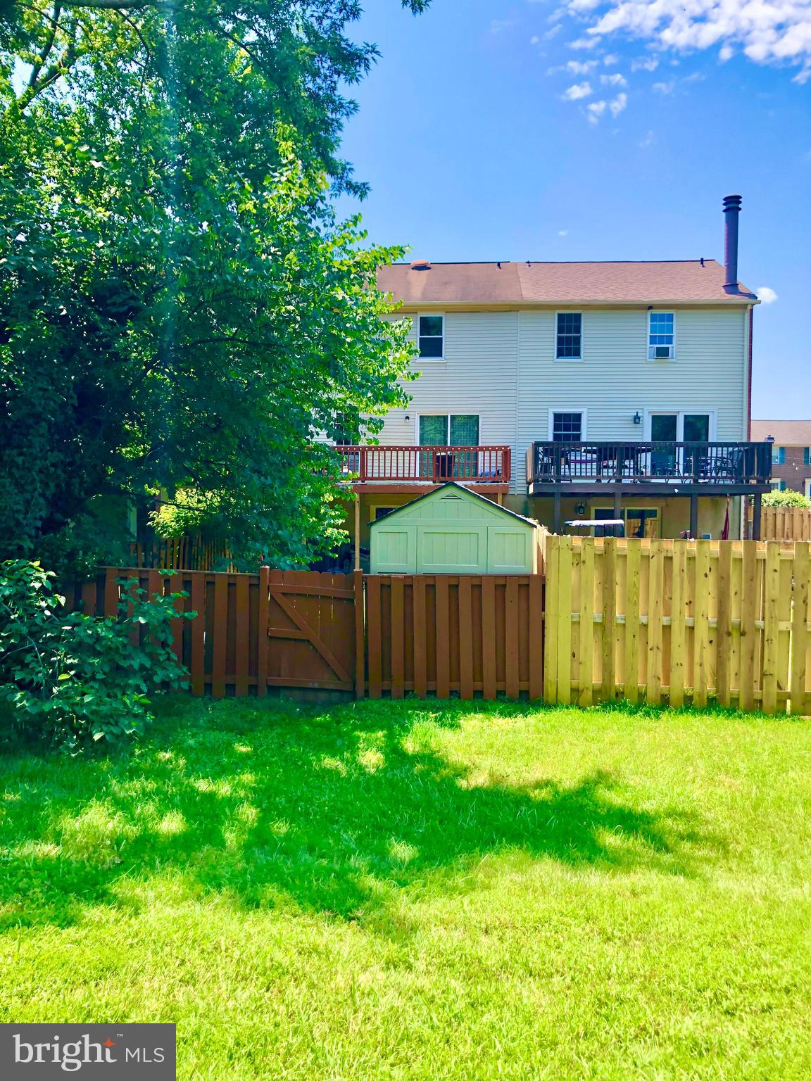 ELIZABETHS LANDING - Residential