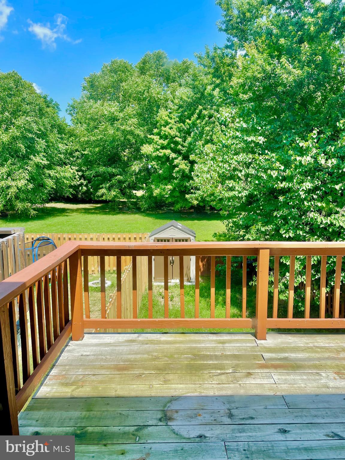 ELIZABETHS LANDING - Residential