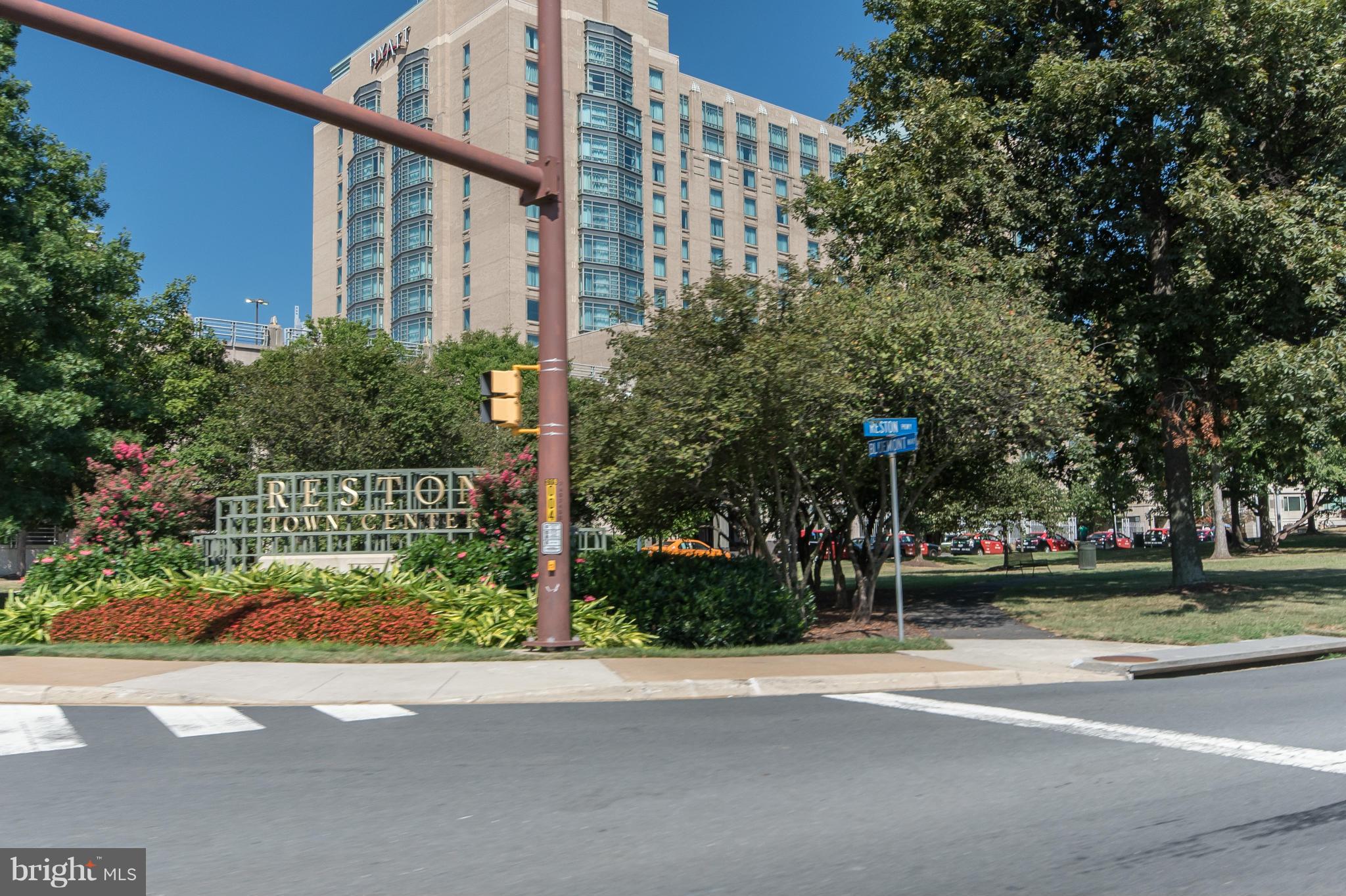 SUTTON RIDGE - Residential