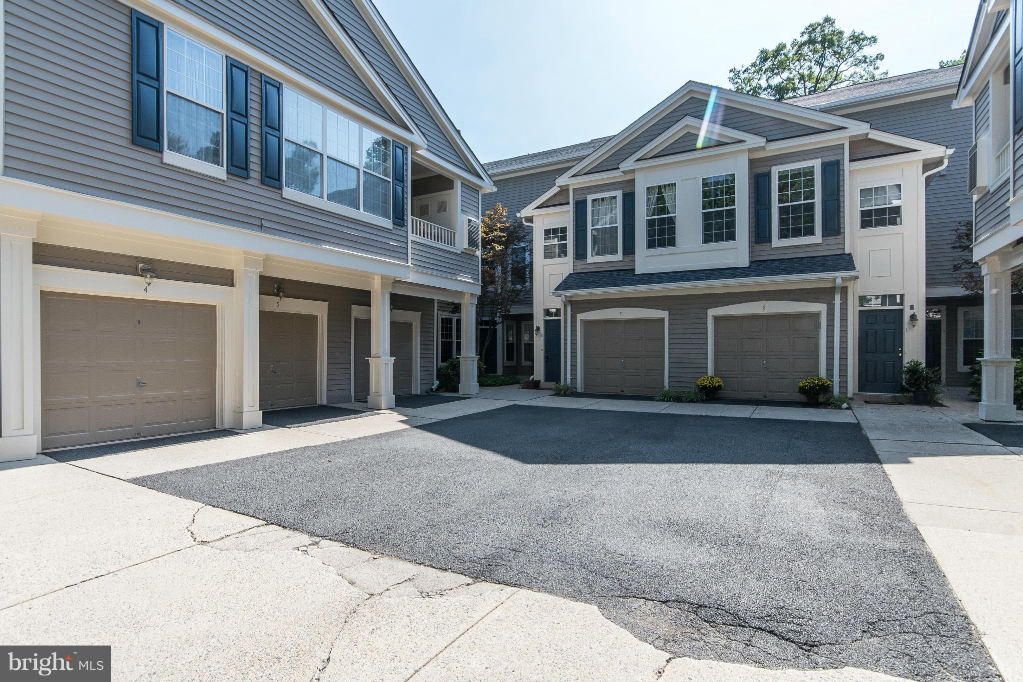 SUTTON RIDGE - Residential