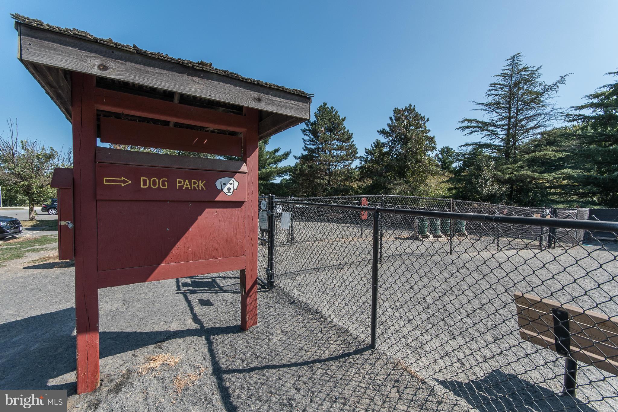 SUTTON RIDGE - Residential