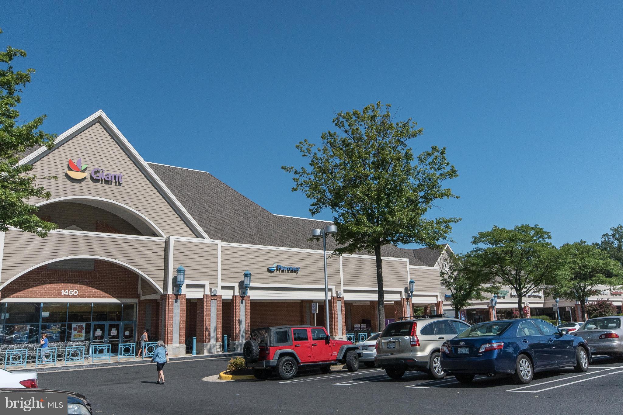 SUTTON RIDGE - Residential