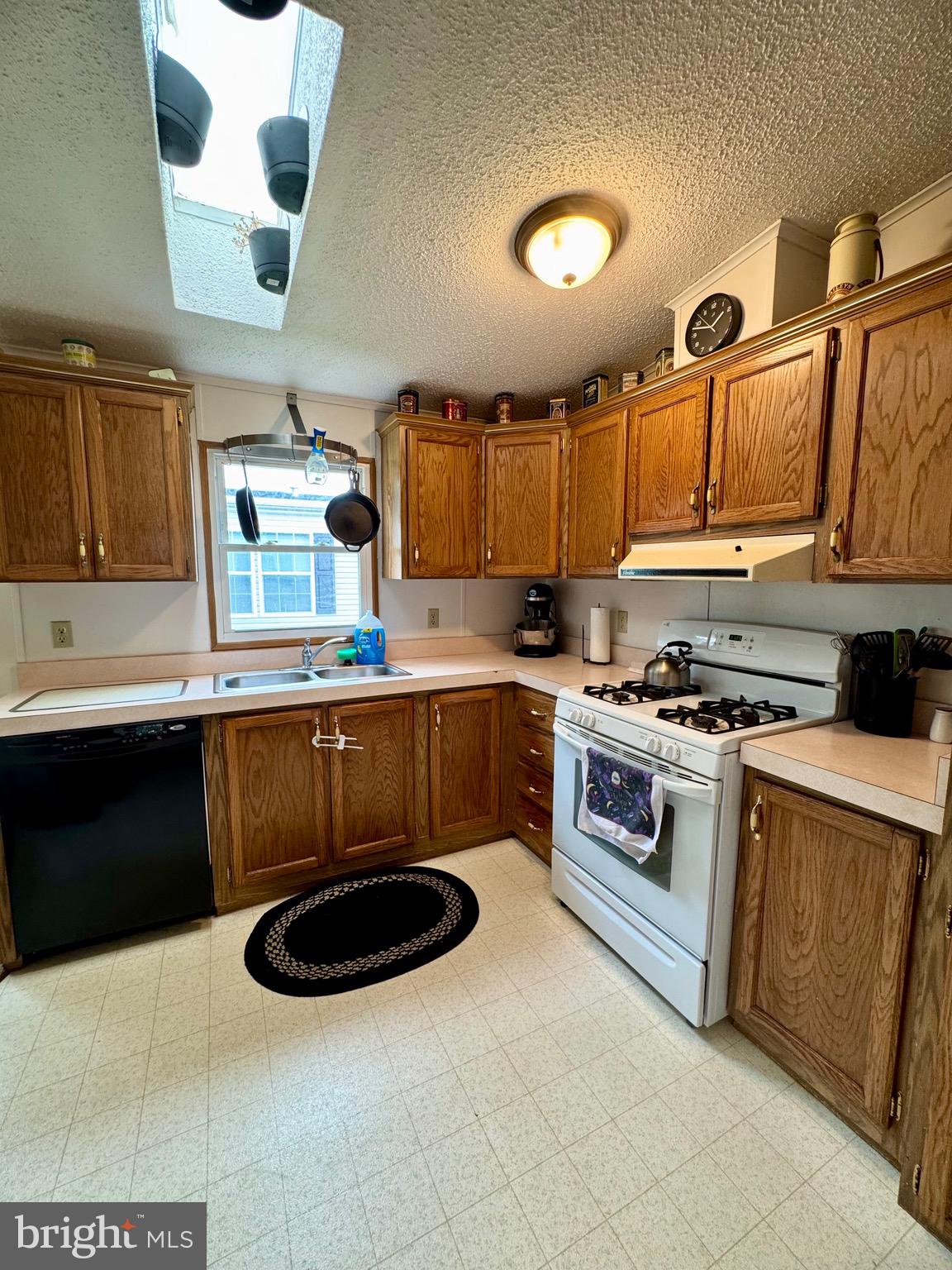 MILL CREEK ESTATES - Residential