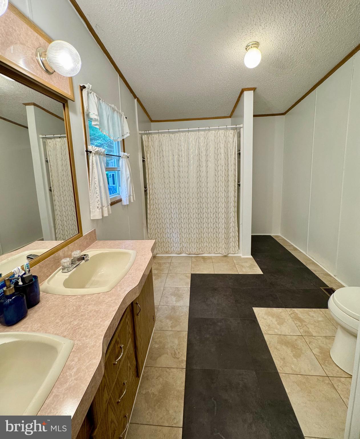 MILL CREEK ESTATES - Residential