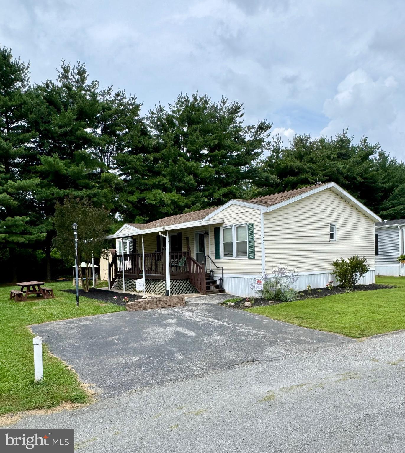 MILL CREEK ESTATES - Residential