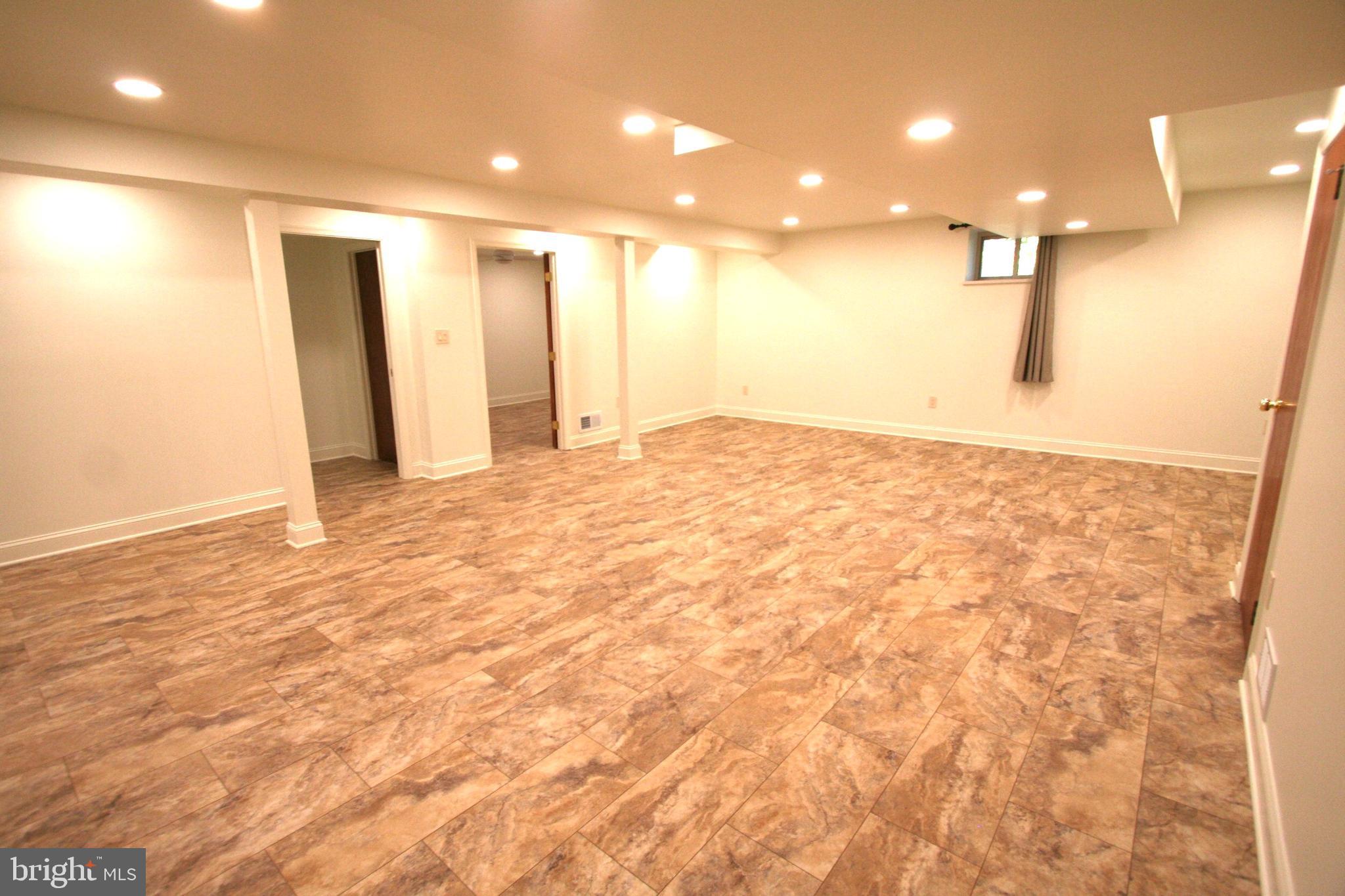 ADELPHI FOREST - Residential Lease