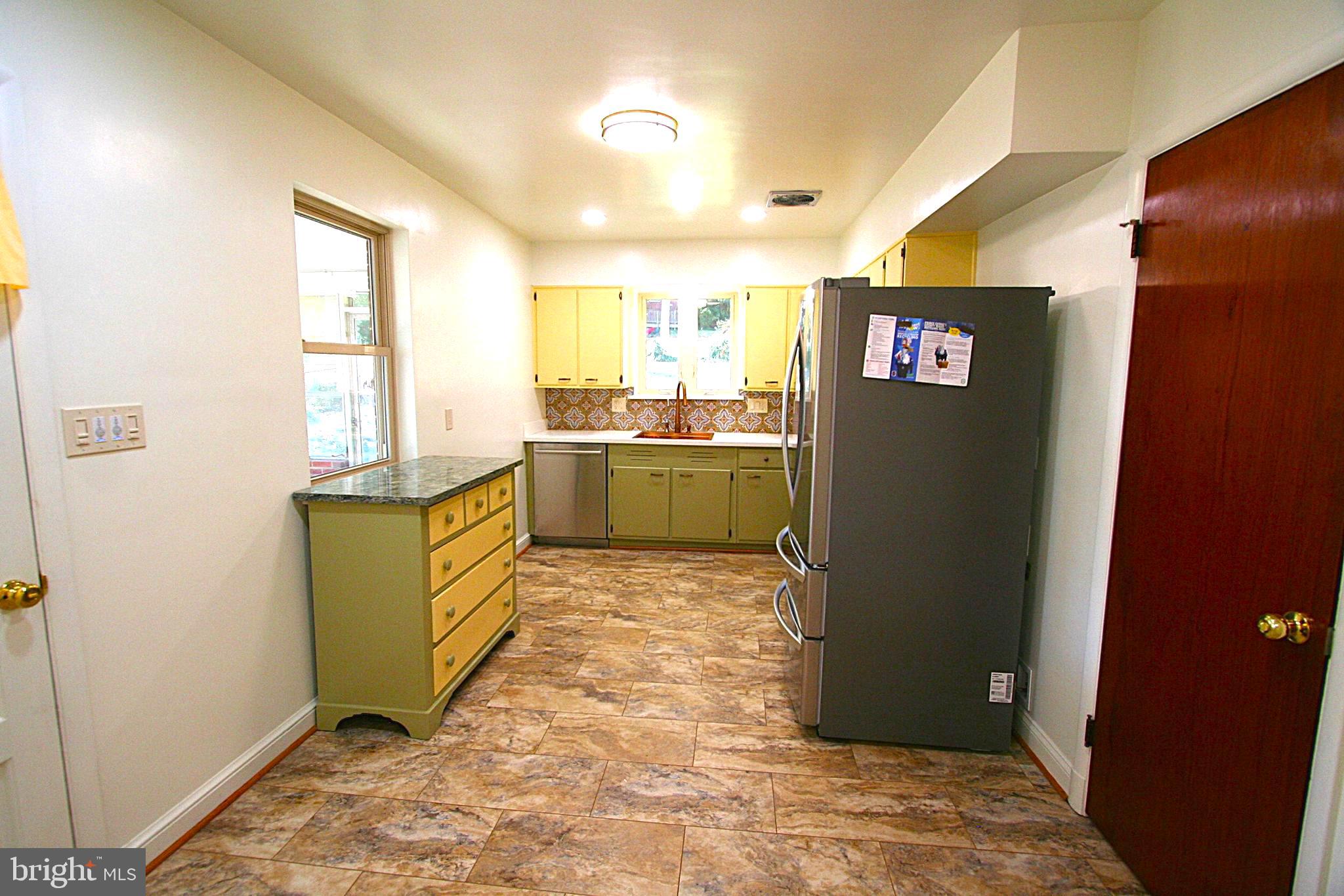 ADELPHI FOREST - Residential Lease