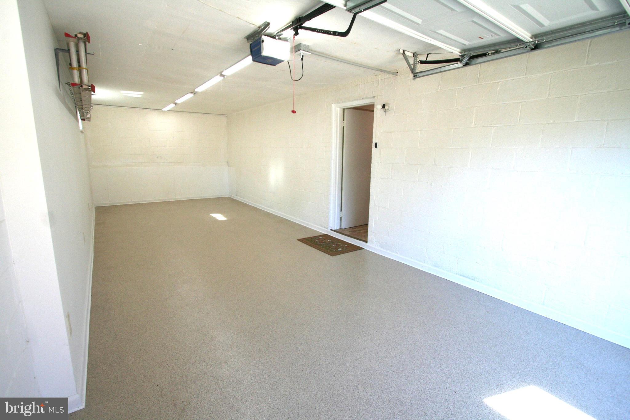 ADELPHI FOREST - Residential Lease