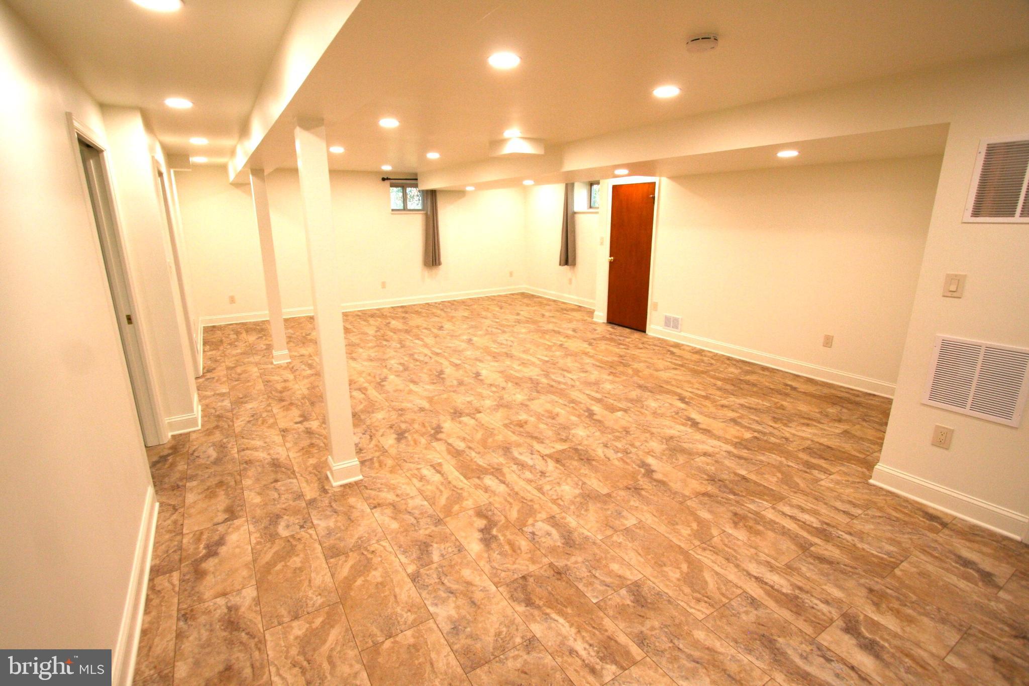 ADELPHI FOREST - Residential Lease