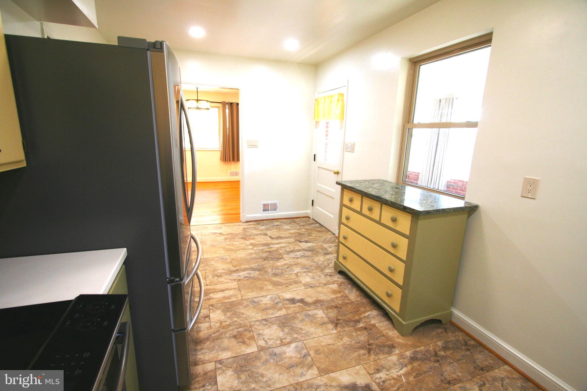 ADELPHI FOREST - Residential Lease