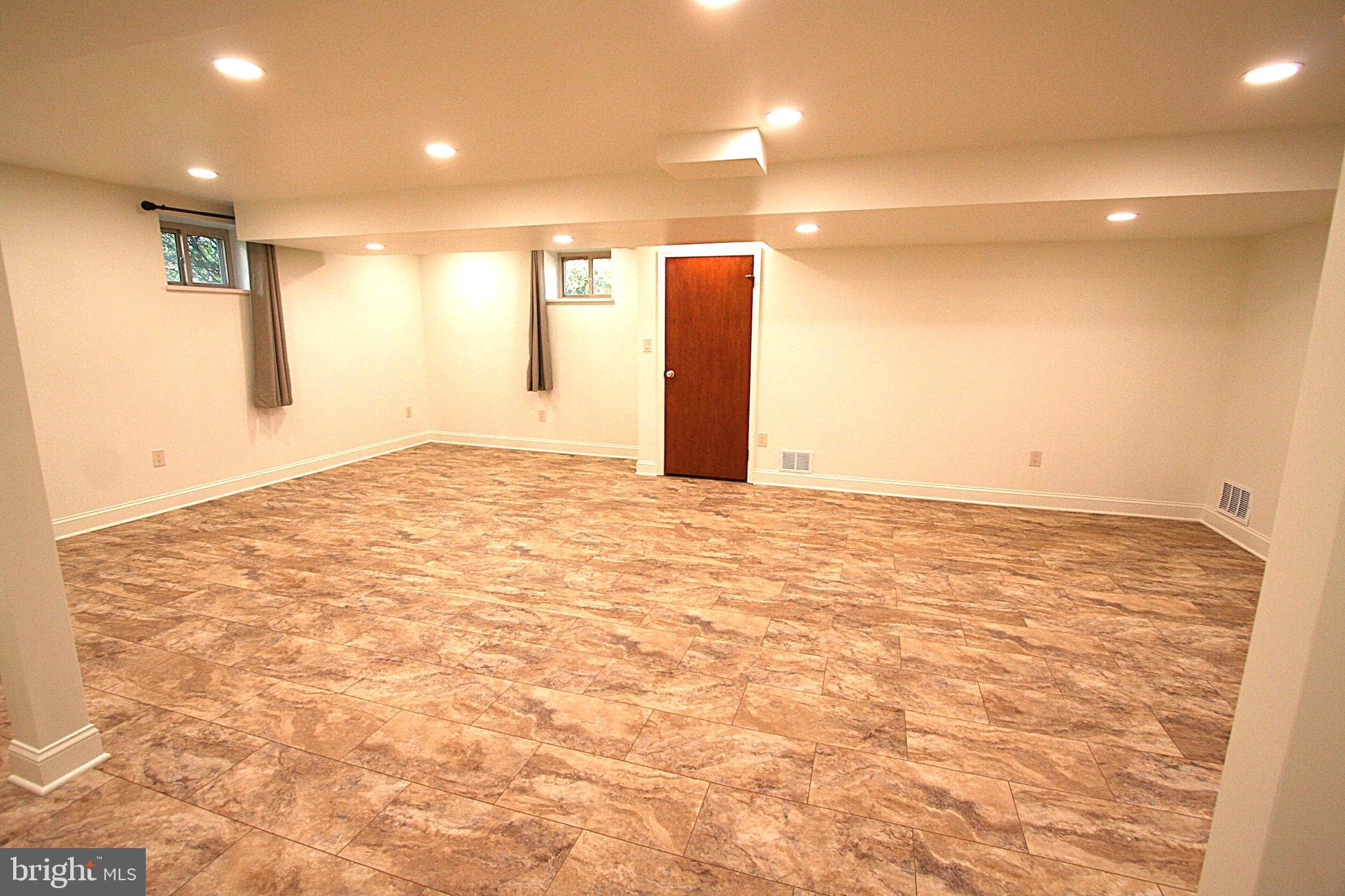 ADELPHI FOREST - Residential Lease