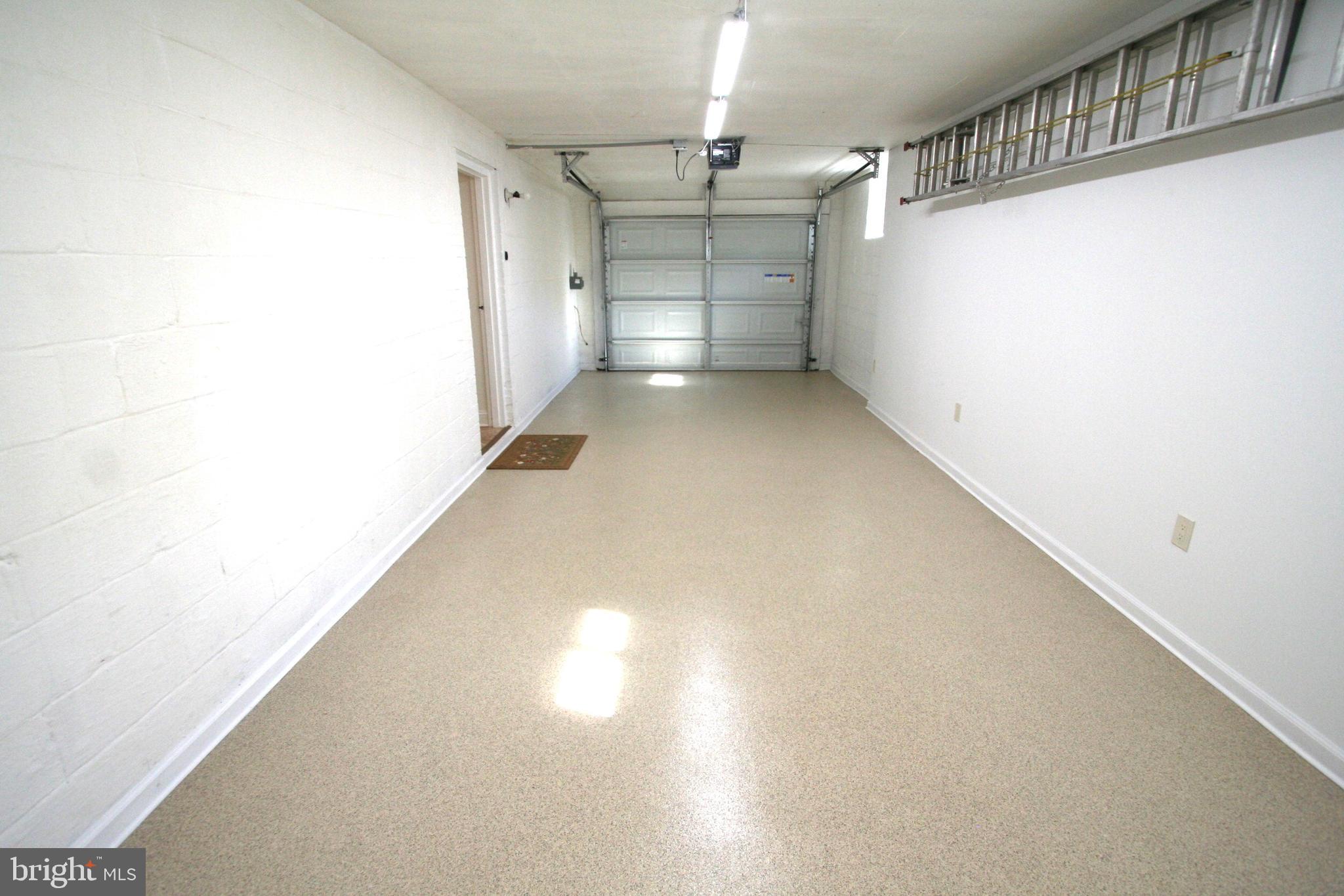 ADELPHI FOREST - Residential Lease