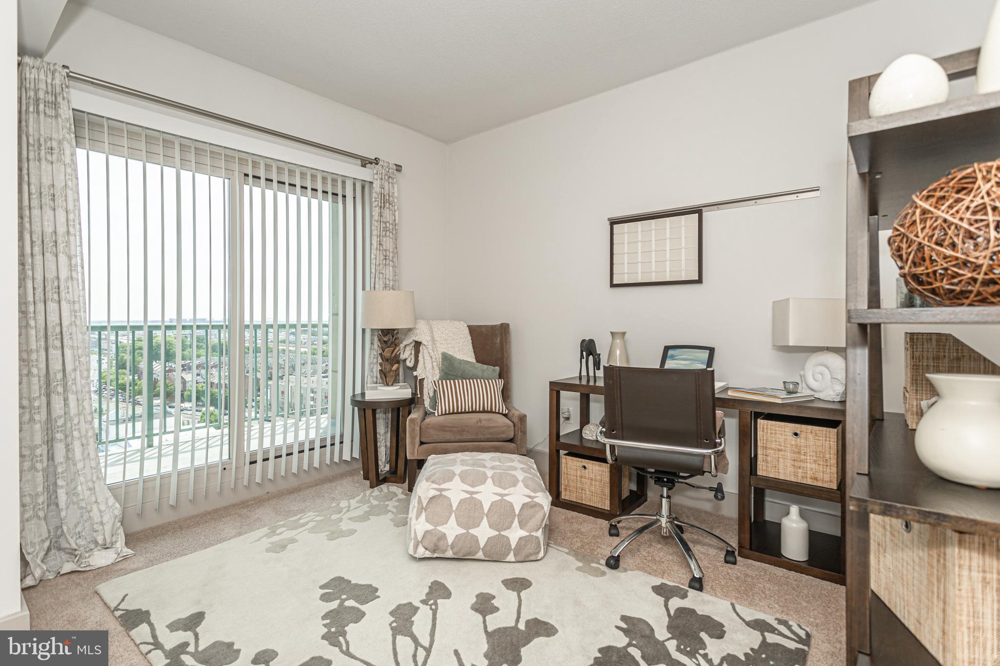 DOCKSIDE CONDOMINIUM - Residential