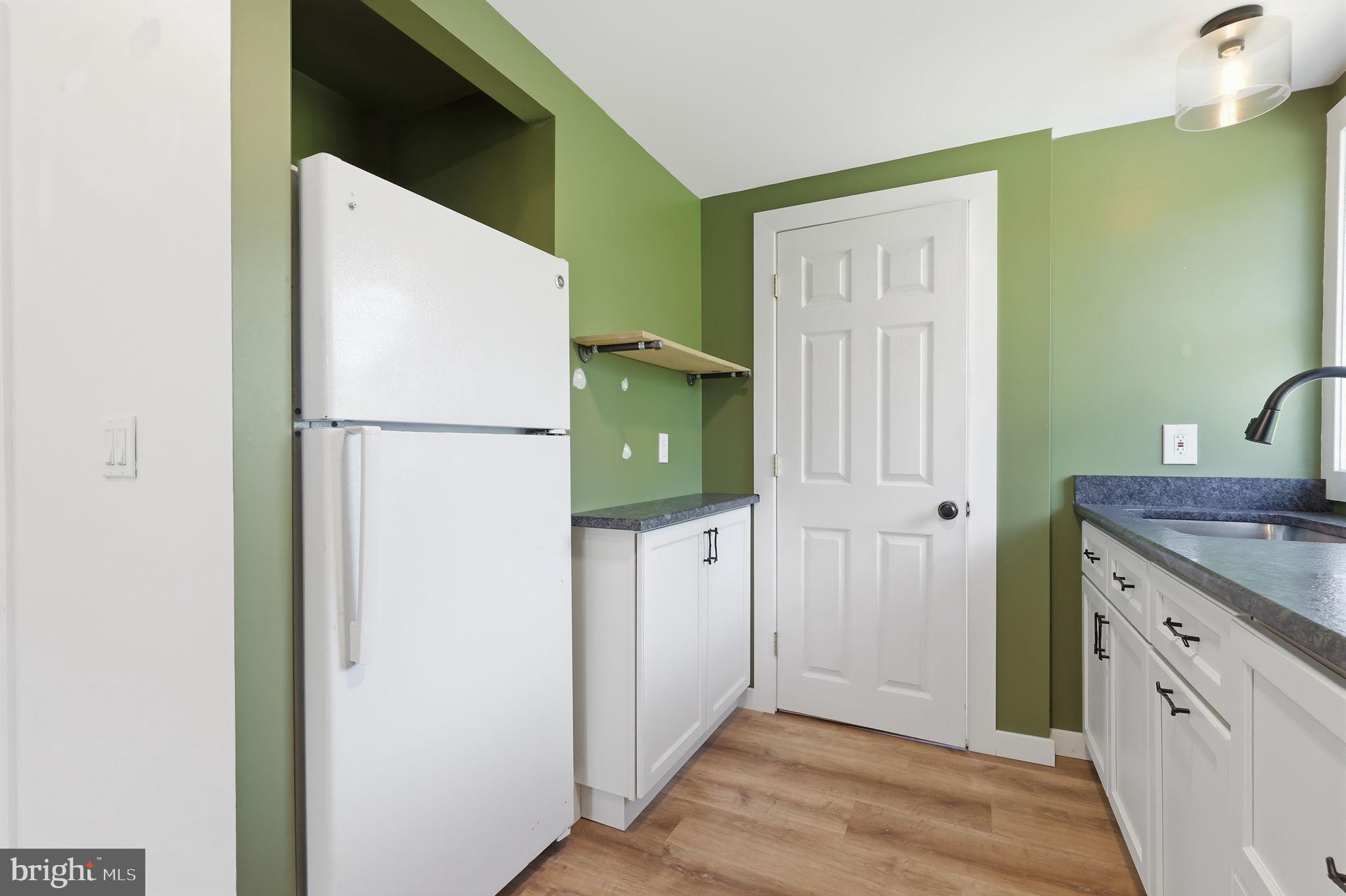 000 - Residential