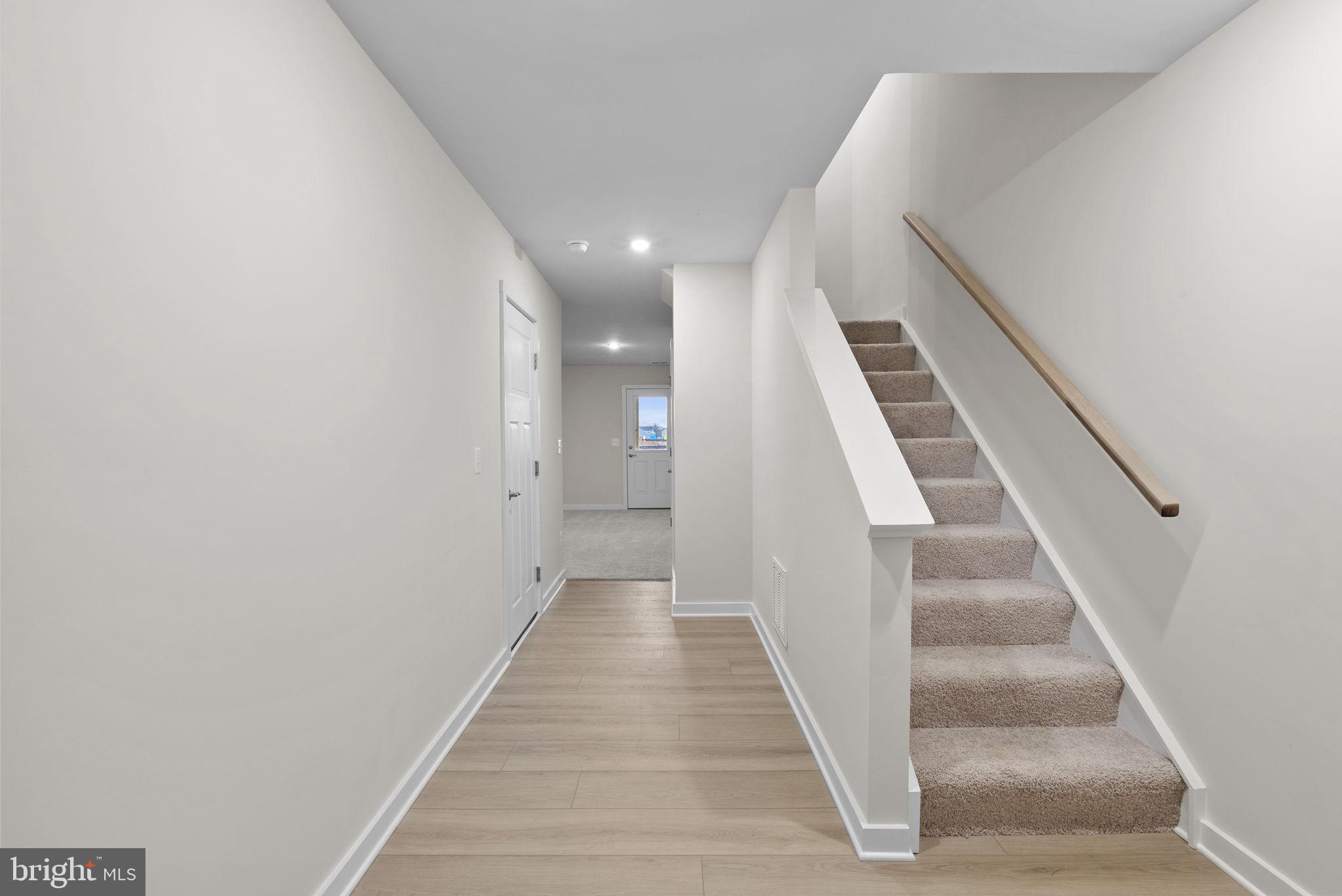 HUNTWELL WEST - Residential